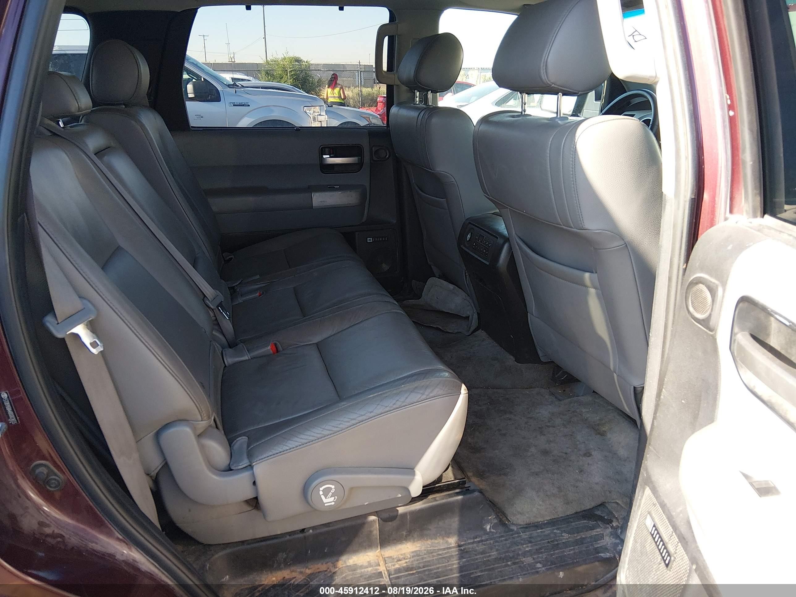 2008 Toyota Sequoia Limited 5.7l V8 Бордовый vin: 5TDBY68A48S003655
