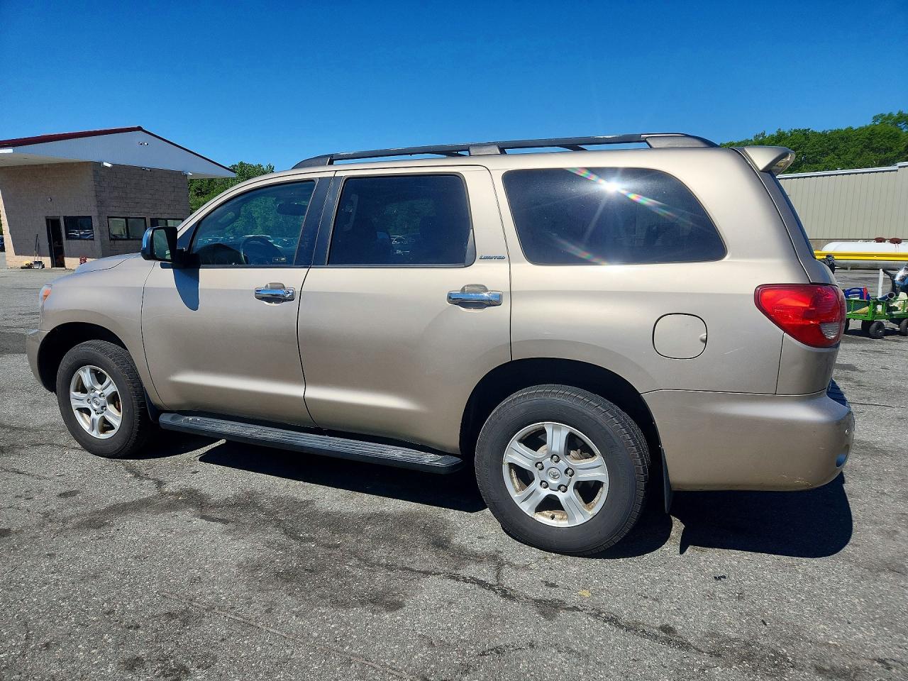 2008 Toyota Sequoia Limited Tan vin: 5TDBY68A58S012929