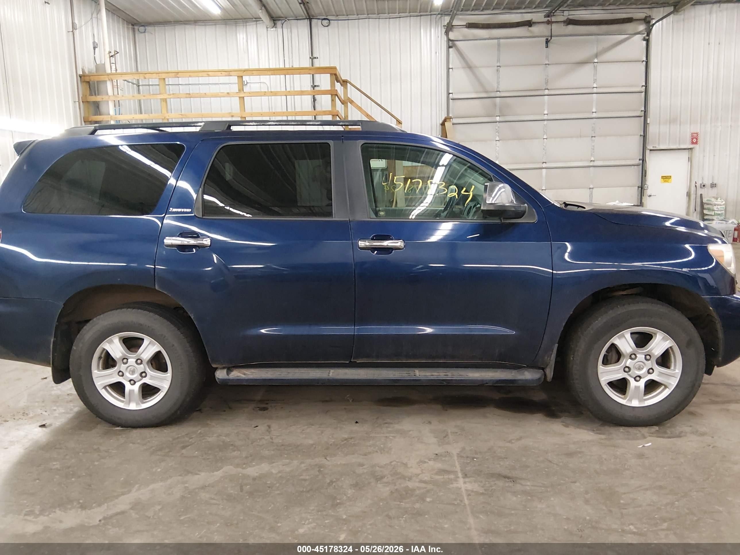 2008 Toyota Sequoia Limited 5.7l V8 Dark Blue vin: 5TDBY68A68S014219