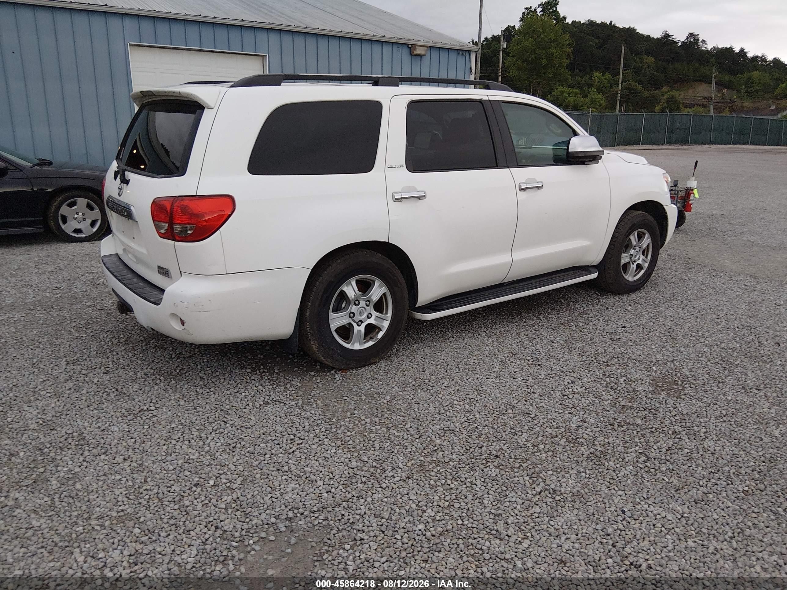 2008 Toyota Sequoia Limited 5.7l V8 Белый vin: 5TDBY68A98S006535