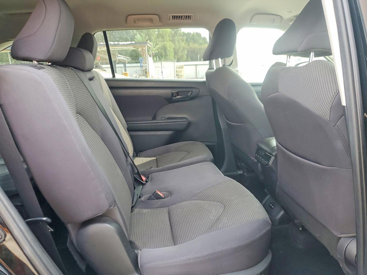 2021 Toyota Highlander L Black vin: 5TDCZRAH5MS517499