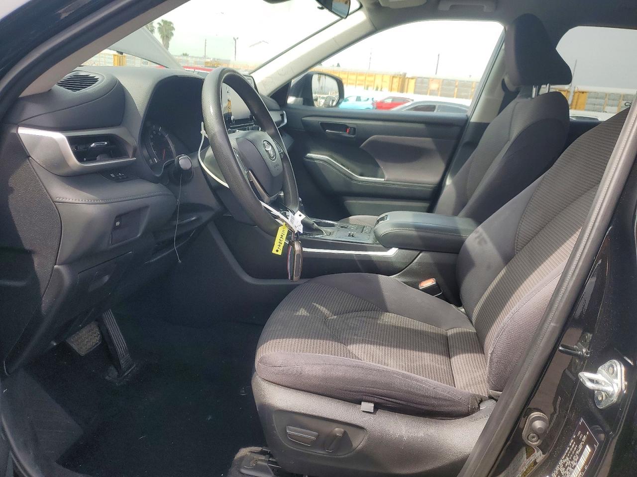 2021 Toyota Highlander L Black vin: 5TDCZRAH5MS517499