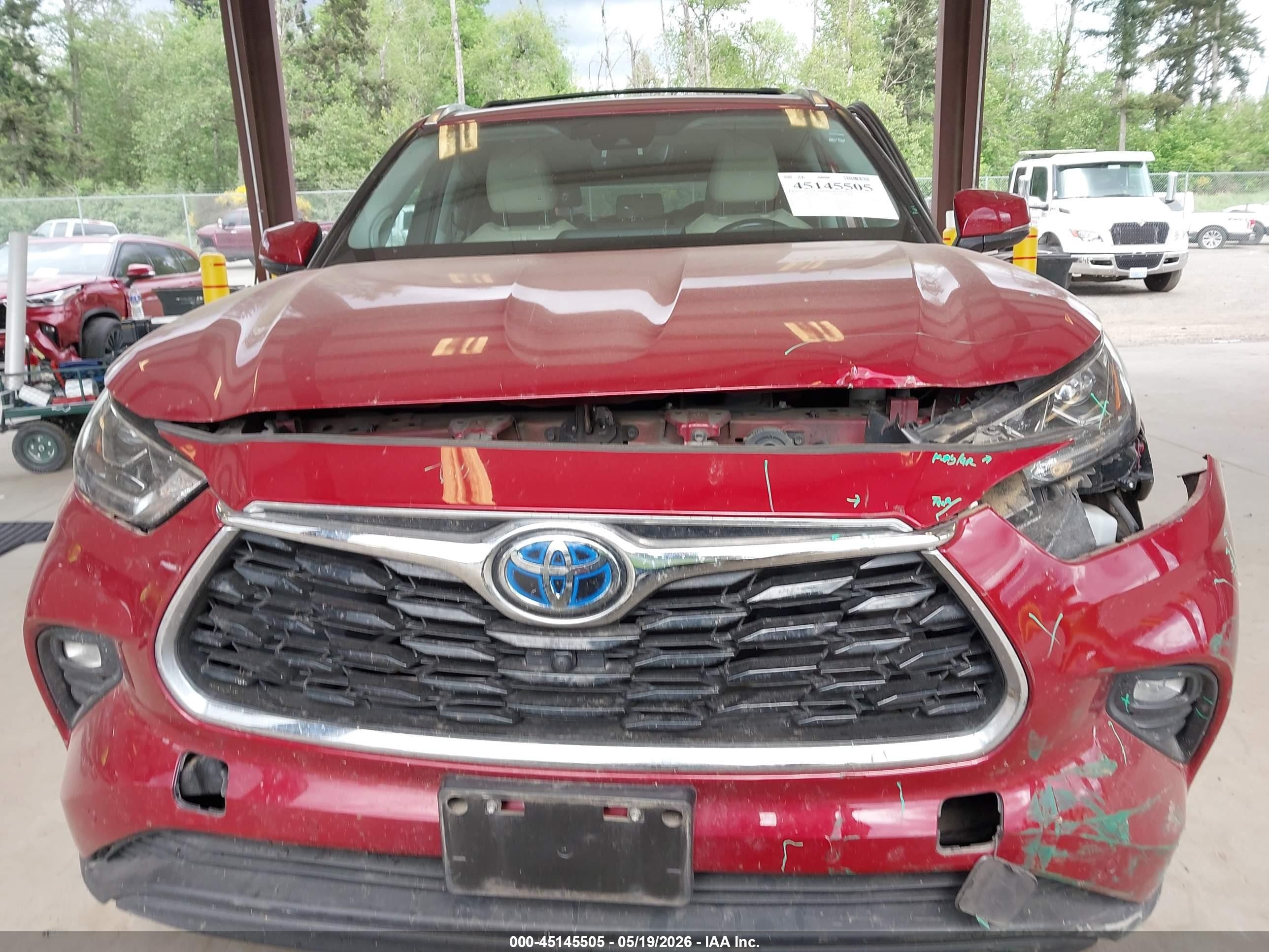 2021 Toyota Highlander Hybrid Limited Maroon vin: 5TDDBRCH7MS519504