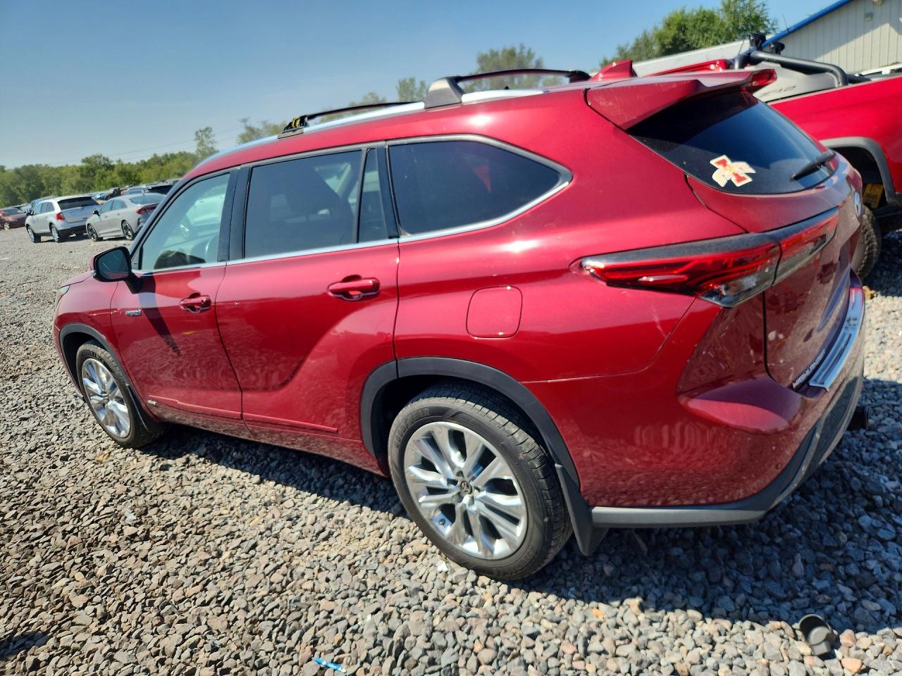 2021 Toyota Highlander Hybrid Limited Red vin: 5TDDBRCH8MS523478