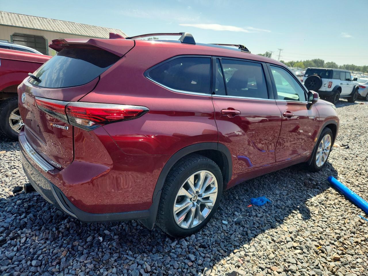 2021 Toyota Highlander Hybrid Limited Red vin: 5TDDBRCH8MS523478