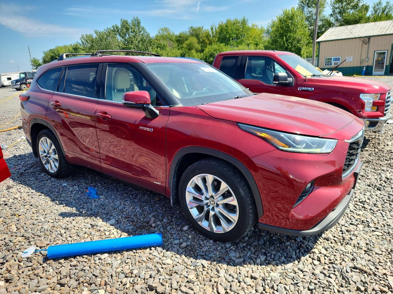 2021 Toyota Highlander Hybrid Limited Red vin: 5TDDBRCH8MS523478