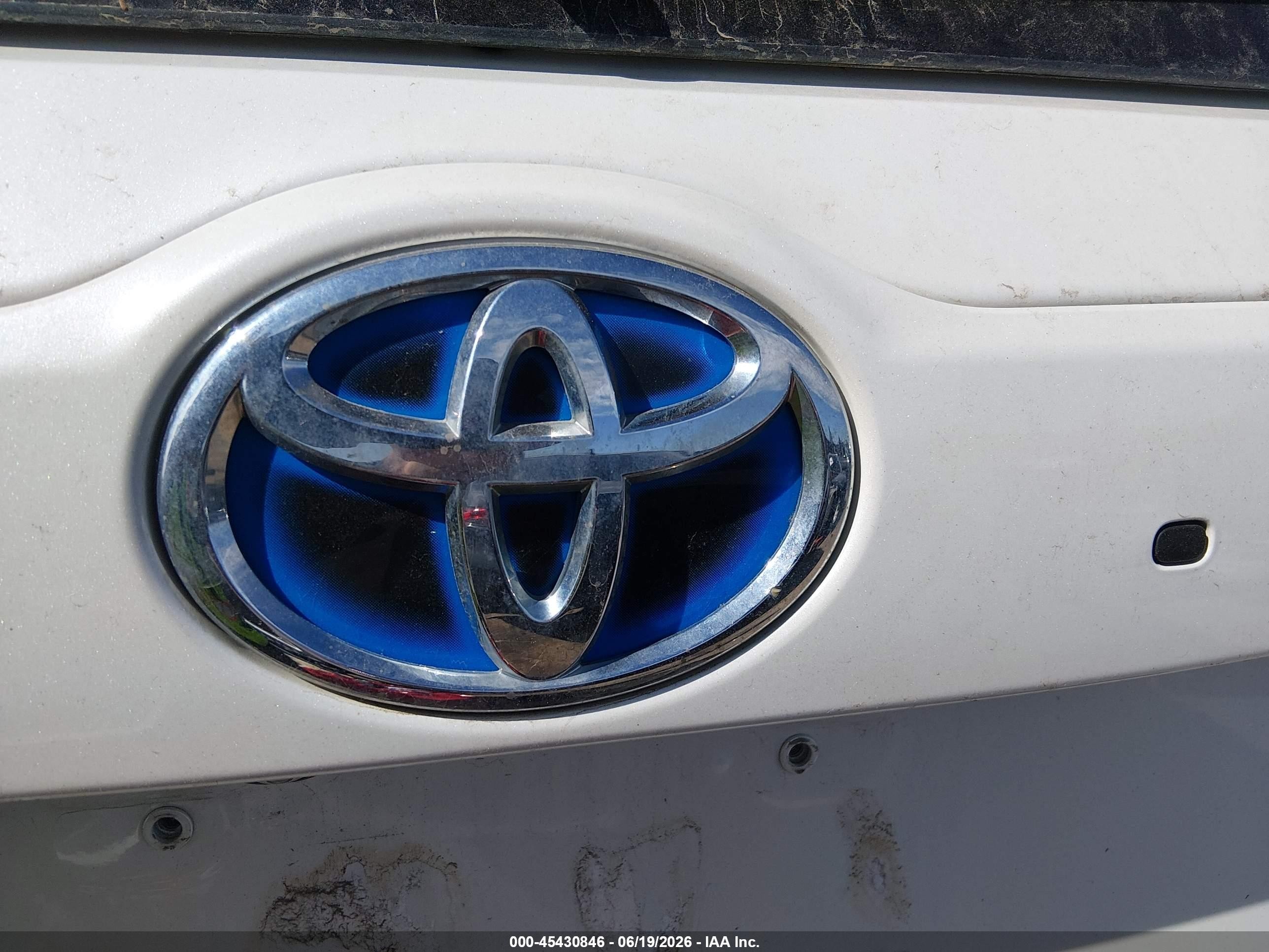 2015 Toyota Highlander Hybrid Limited Platinum V6 White vin: 5TDDCRFH0FS009958