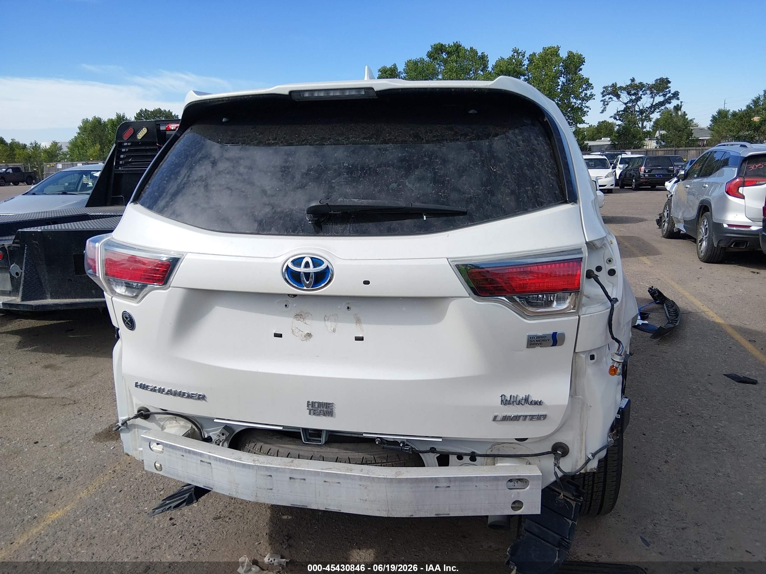 2015 Toyota Highlander Hybrid Limited Platinum V6 White vin: 5TDDCRFH0FS009958