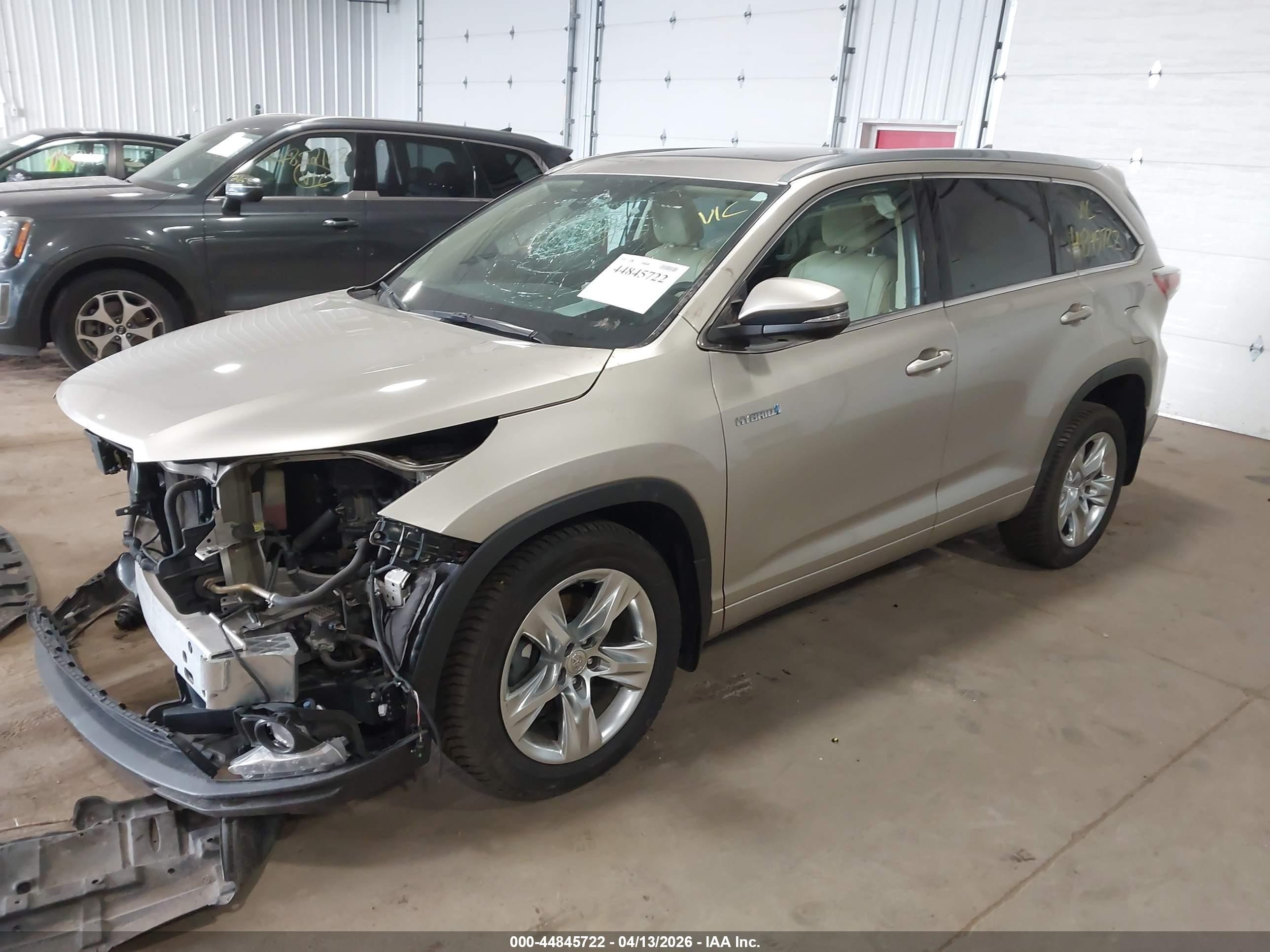 2015 Toyota Highlander Hybrid Limited Platinum V6 Gold vin: 5TDDCRFH1FS008835