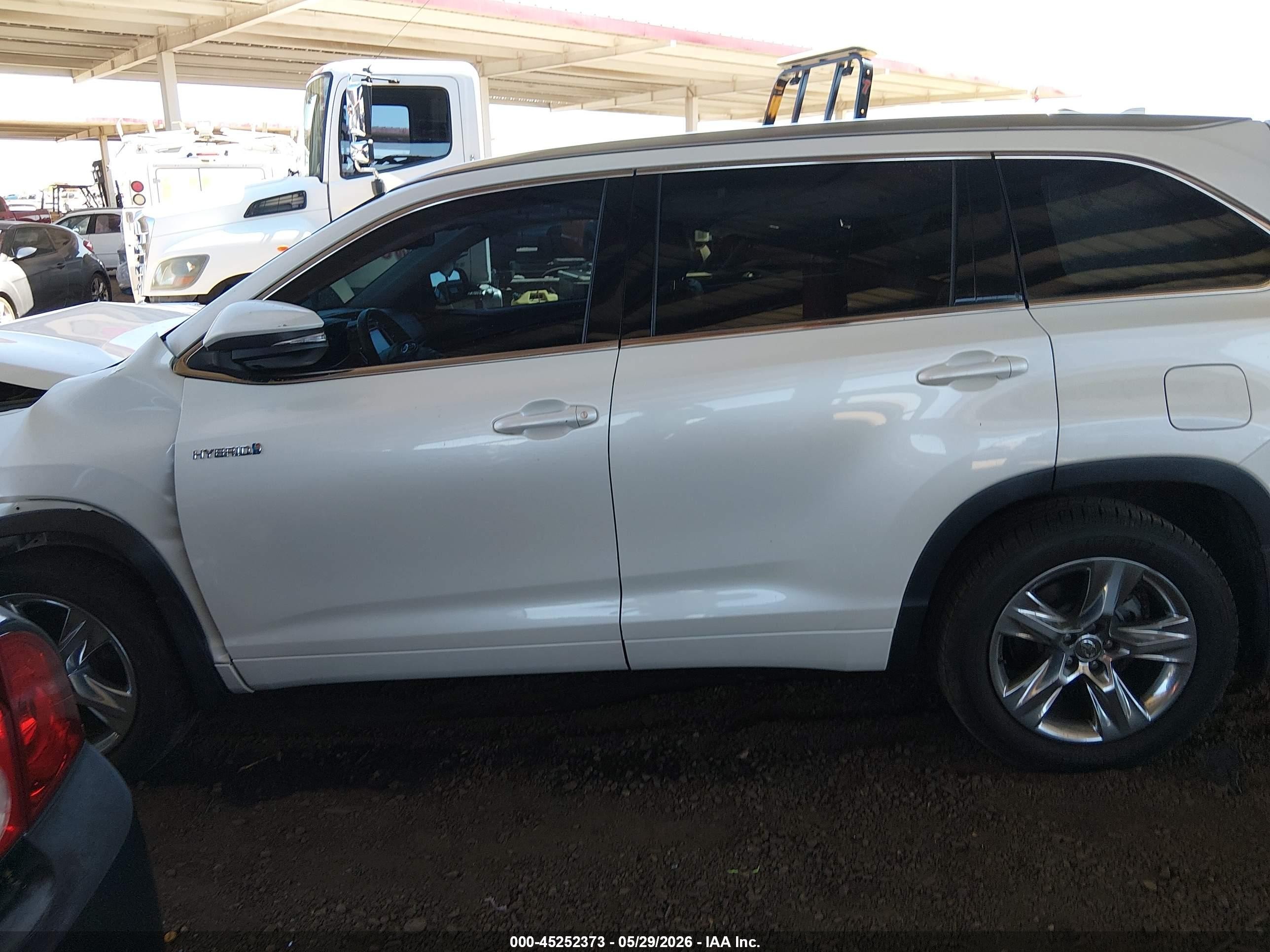 2014 Toyota Highlander Hybrid Limited Platinum V6 White vin: 5TDDCRFH2ES007014