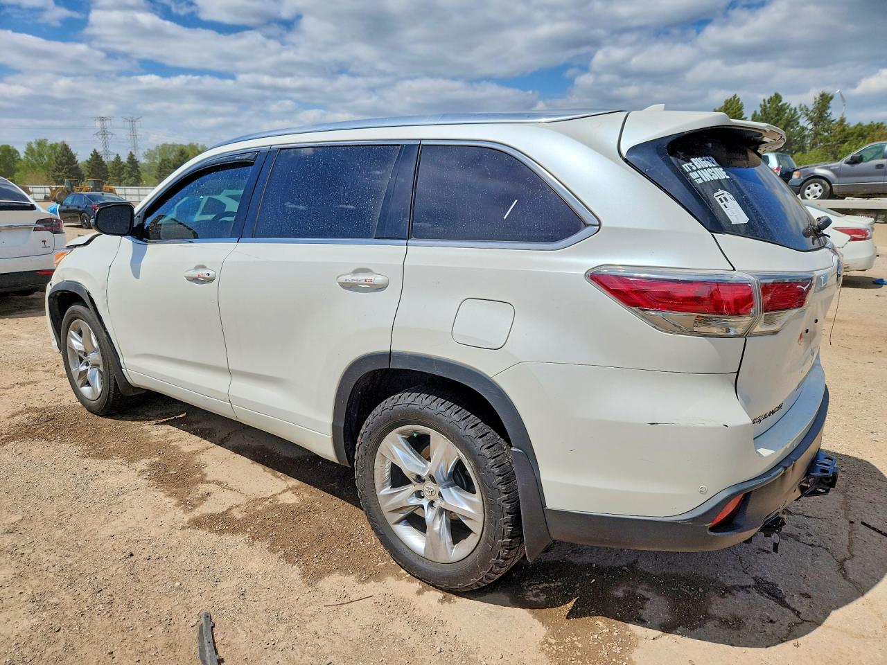 2015 Toyota Highlander Hybrid Limited Platinum White vin: 5TDDCRFH3FS008786