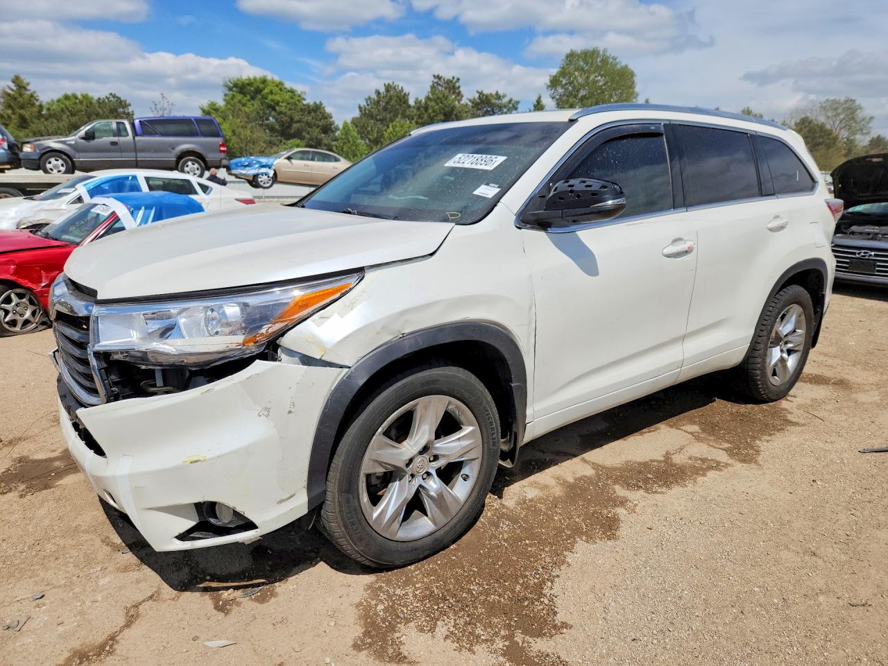 2015 Toyota Highlander Hybrid Limited Platinum White vin: 5TDDCRFH3FS008786