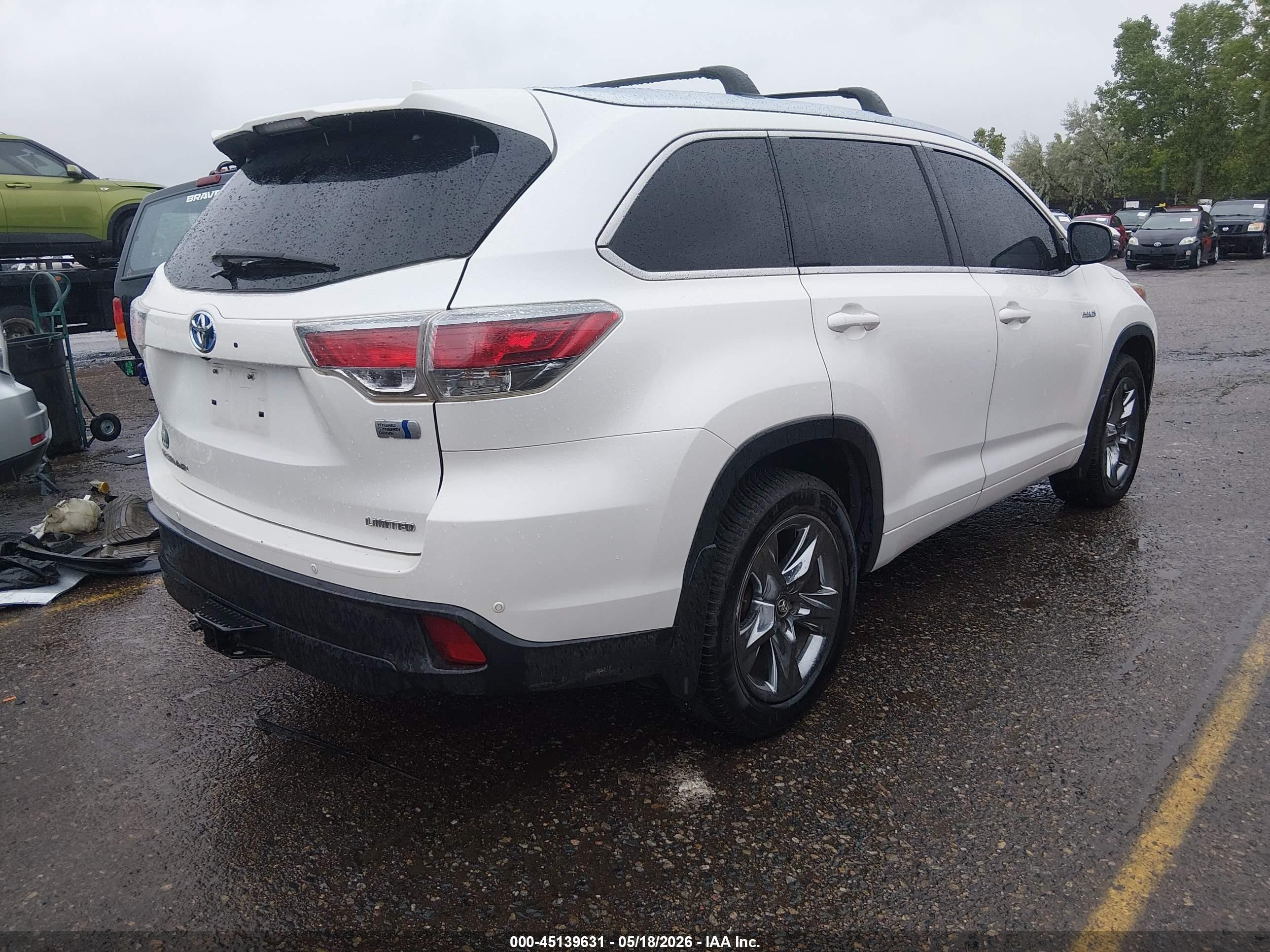 2015 Toyota Highlander Hybrid Limited Platinum V6 White vin: 5TDDCRFH7FS008161