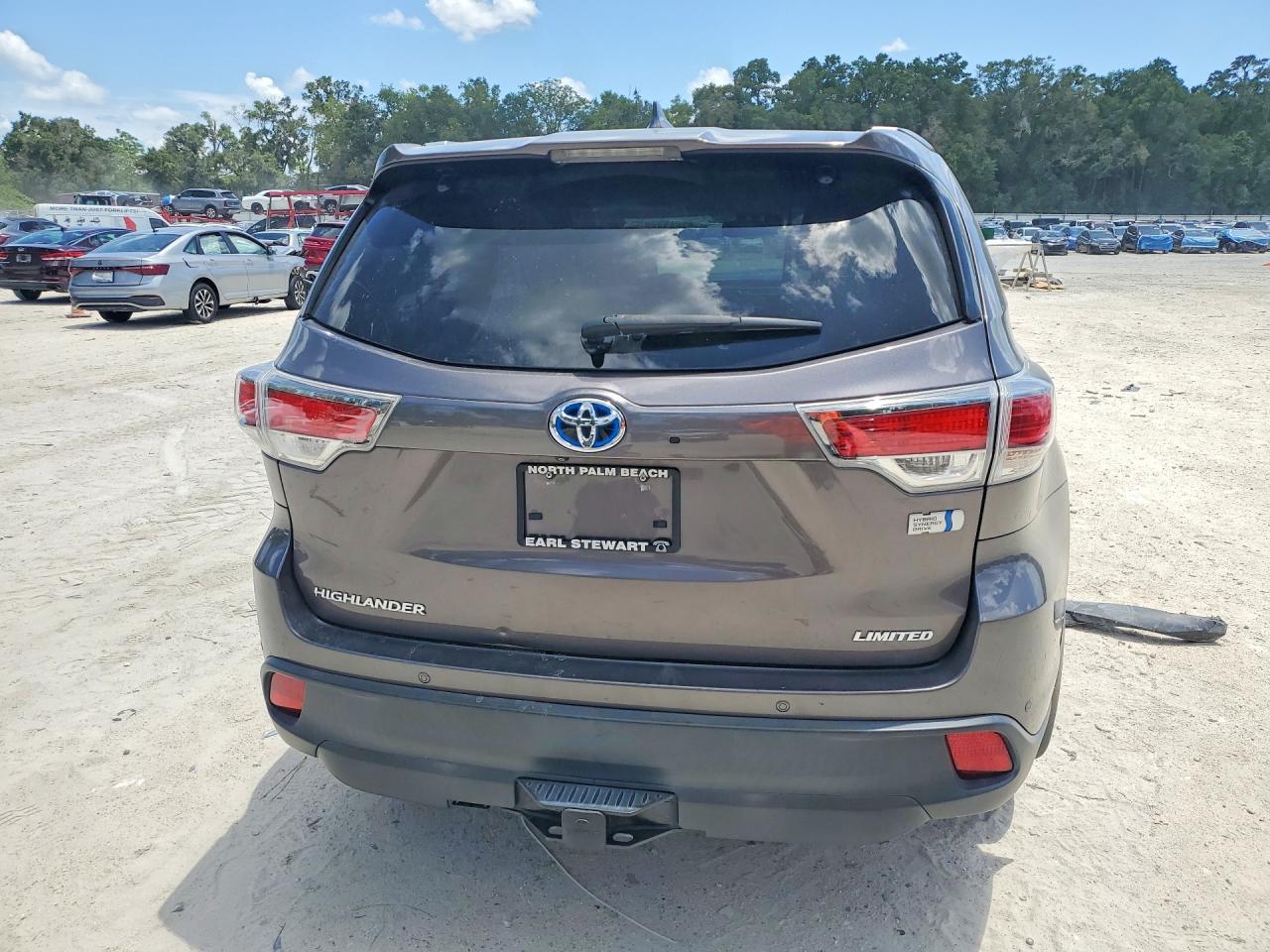 2015 Toyota Highlander Hybrid Limited Platinum Gray vin: 5TDDCRFH8FS008489