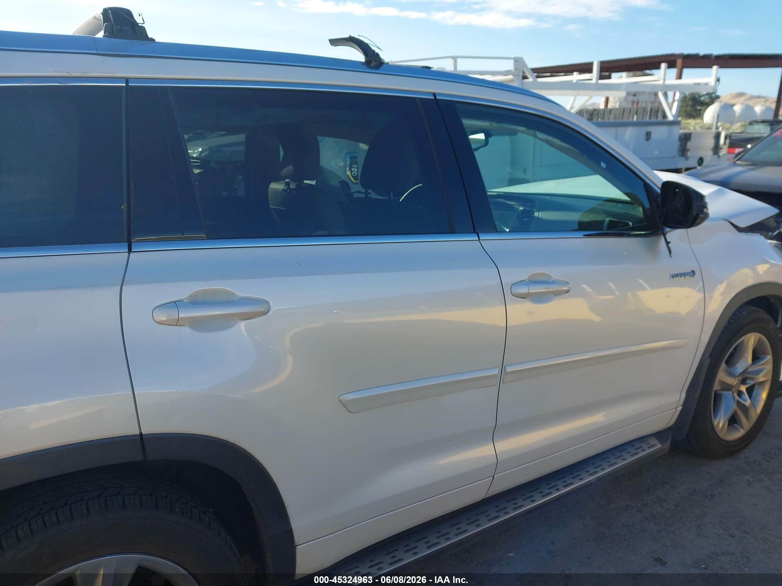 2015 Toyota Highlander Hybrid Limited White vin: 5TDDCRFH9FS008467
