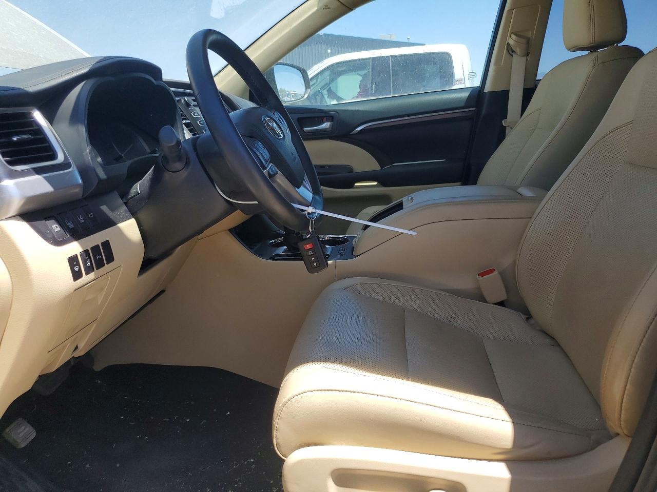2015 Toyota Highlander Hybrid Limited Platinum Желто-коричневый vin: 5TDDCRFHXFS012284