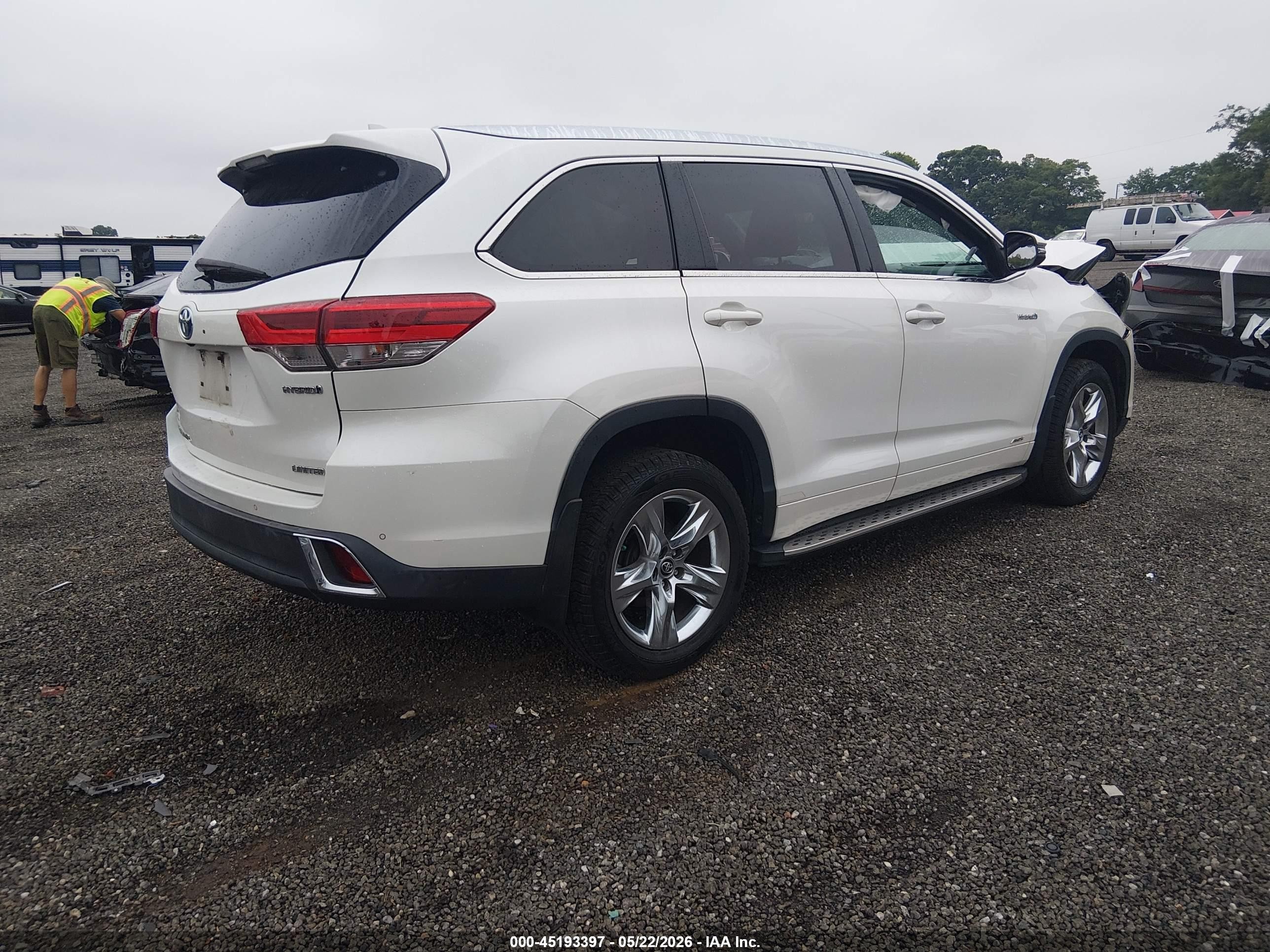 2018 Toyota Highlander Hybrid Limited Белый vin: 5TDDGRFH0JS044013
