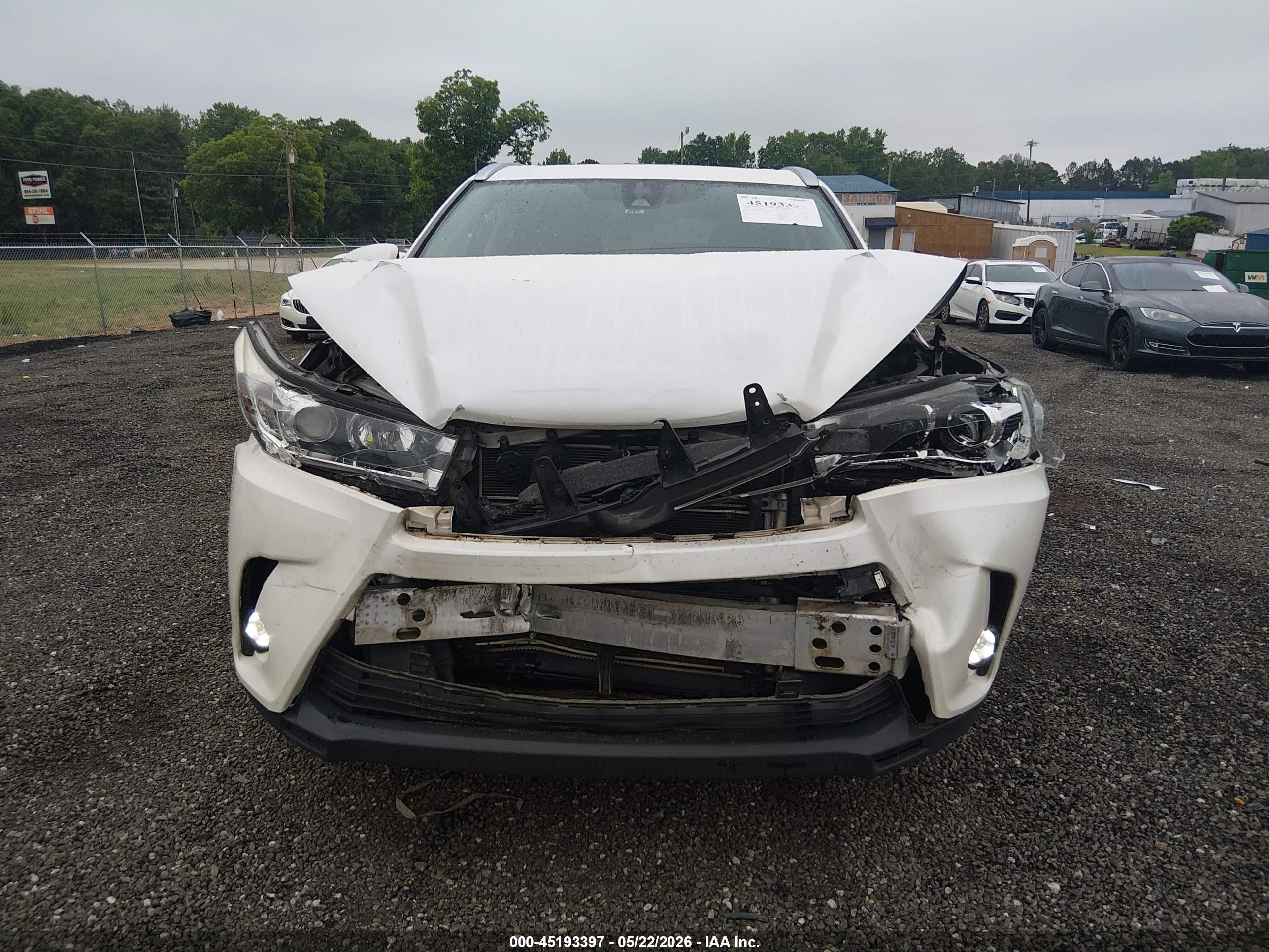 2018 Toyota Highlander Hybrid Limited Белый vin: 5TDDGRFH0JS044013