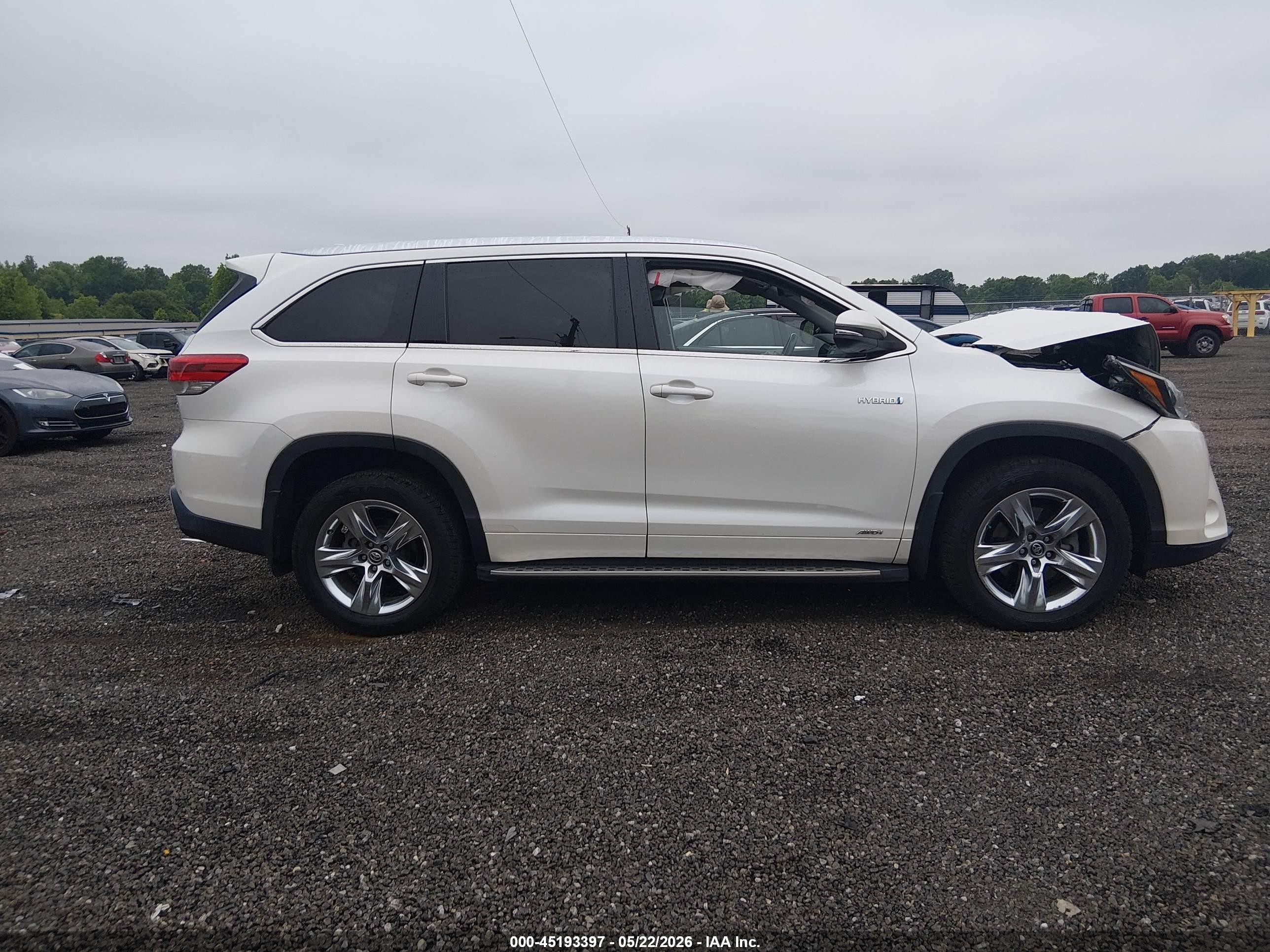 2018 Toyota Highlander Hybrid Limited Белый vin: 5TDDGRFH0JS044013