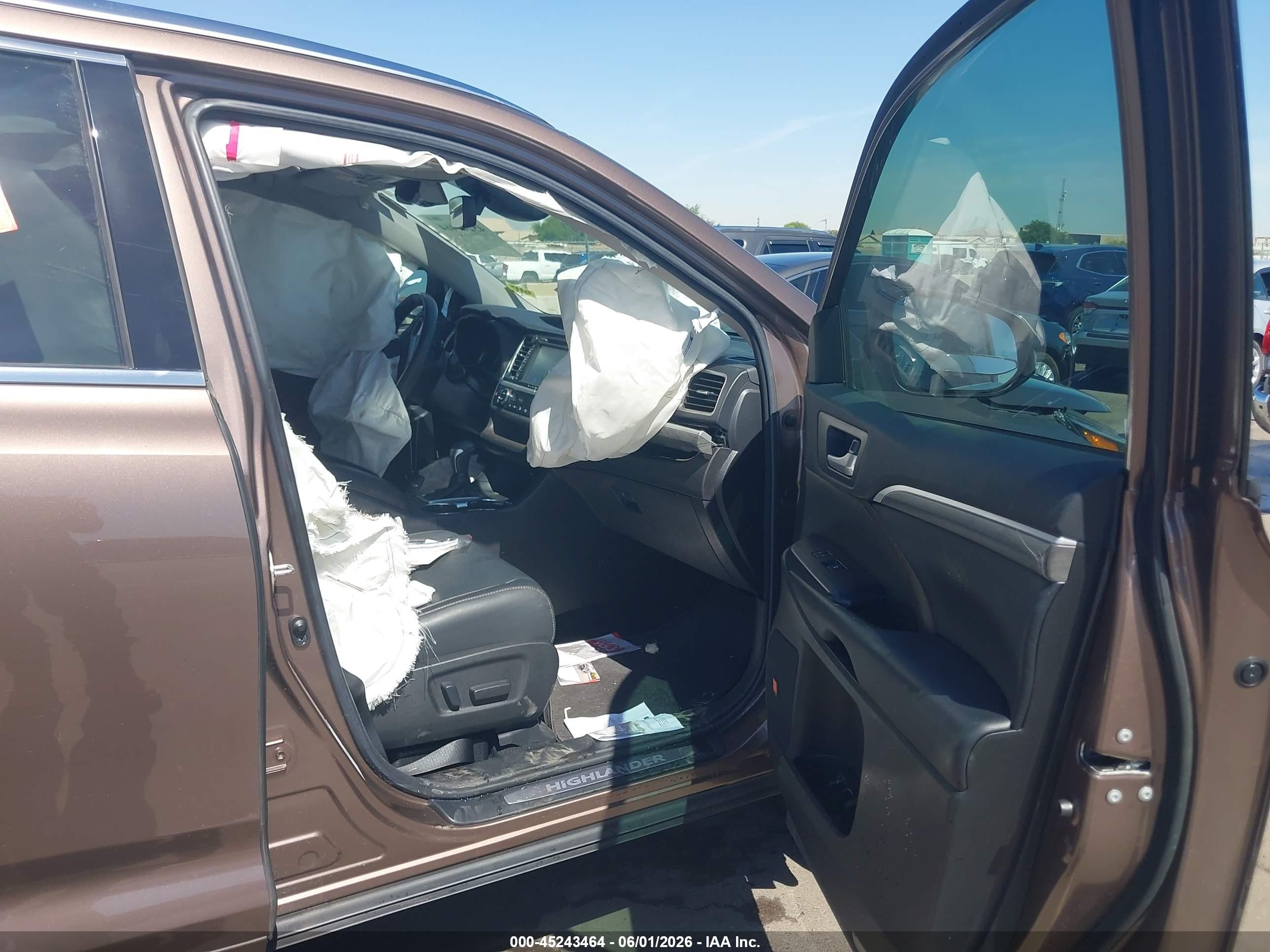 2018 Toyota Highlander Hybrid Limited Platinum Коричневый vin: 5TDDGRFH0JS045193