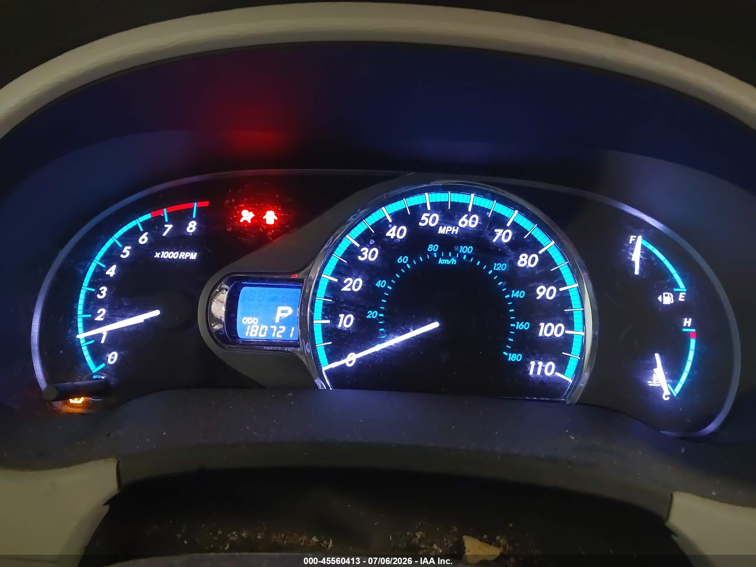 2011 Toyota Sienna Xle Gray vin: 5TDDK3DC0BS007516