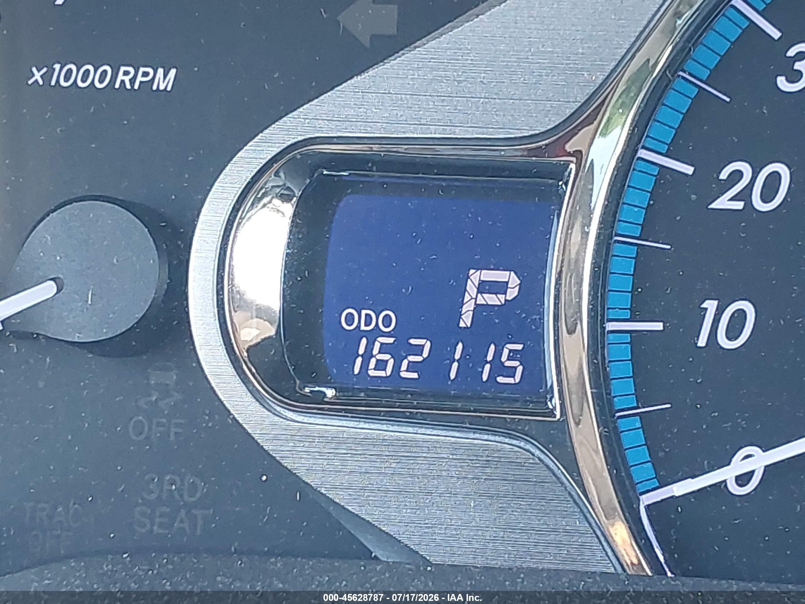 2011 Toyota Sienna Limited Silver vin: 5TDDK3DC0BS008634