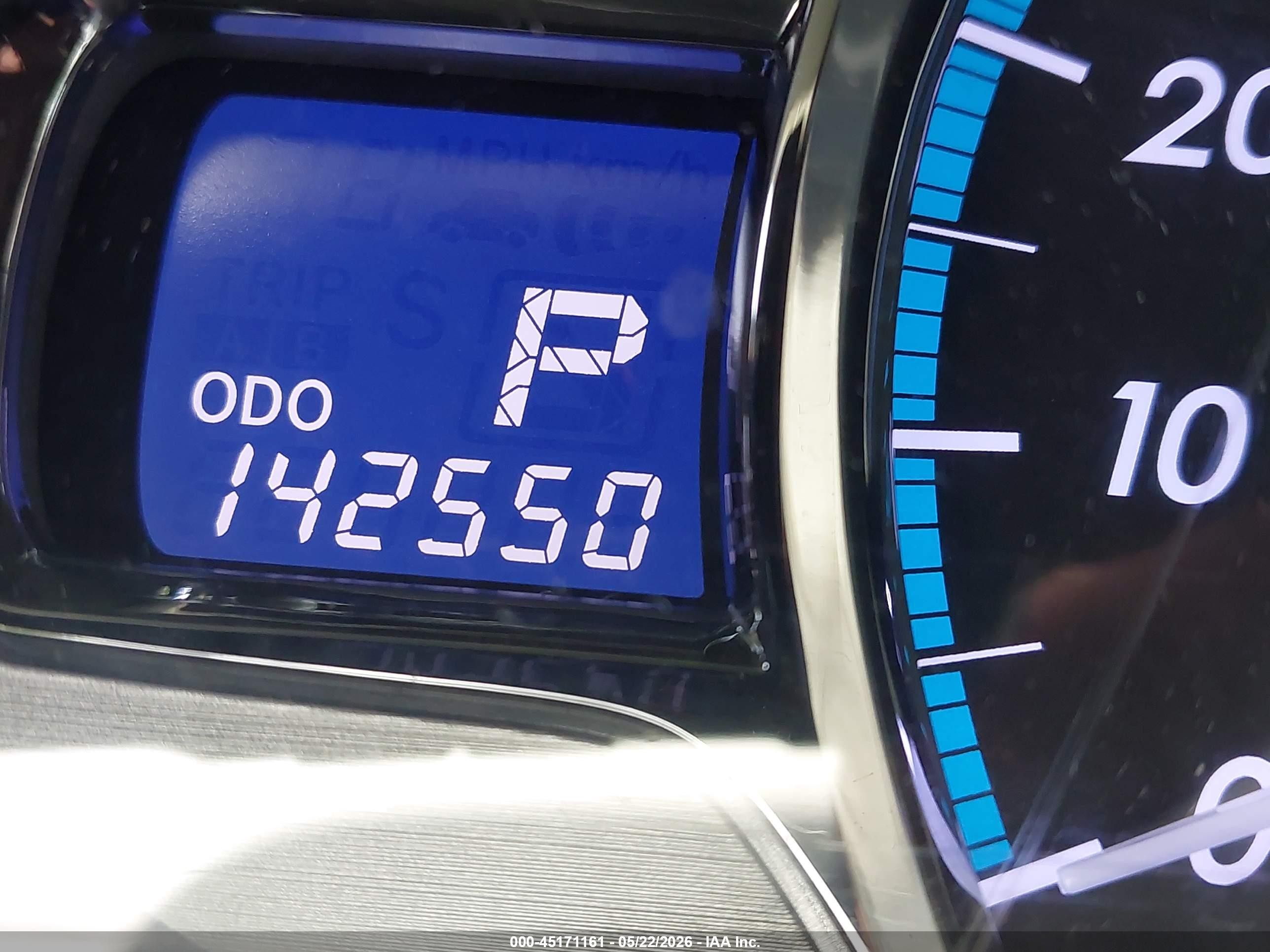 2011 Toyota Sienna Limited Silver vin: 5TDDK3DC0BS028172