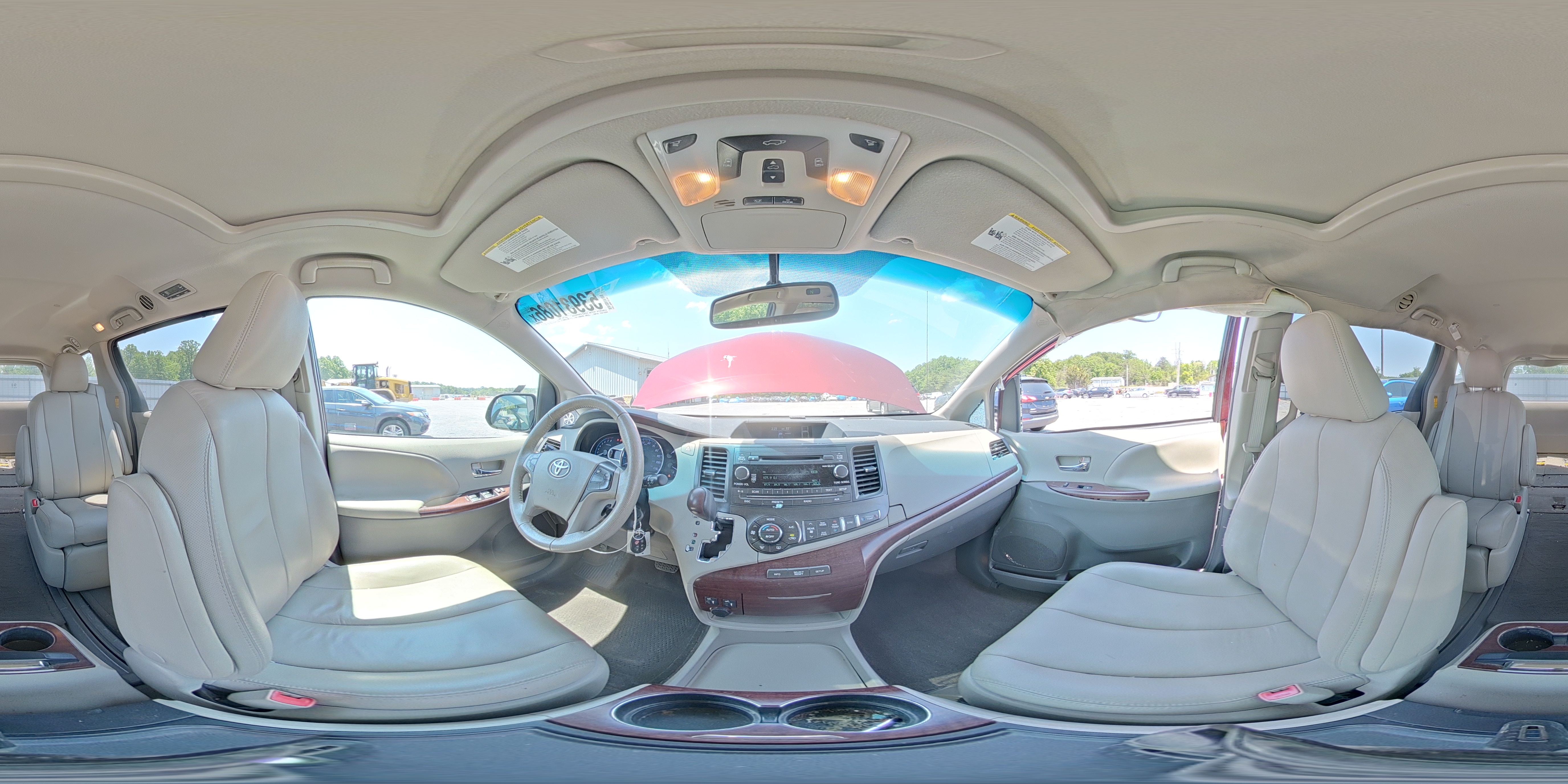 2014 Toyota Sienna Xle 7-passenger Красный vin: 5TDDK3DC0ES074010