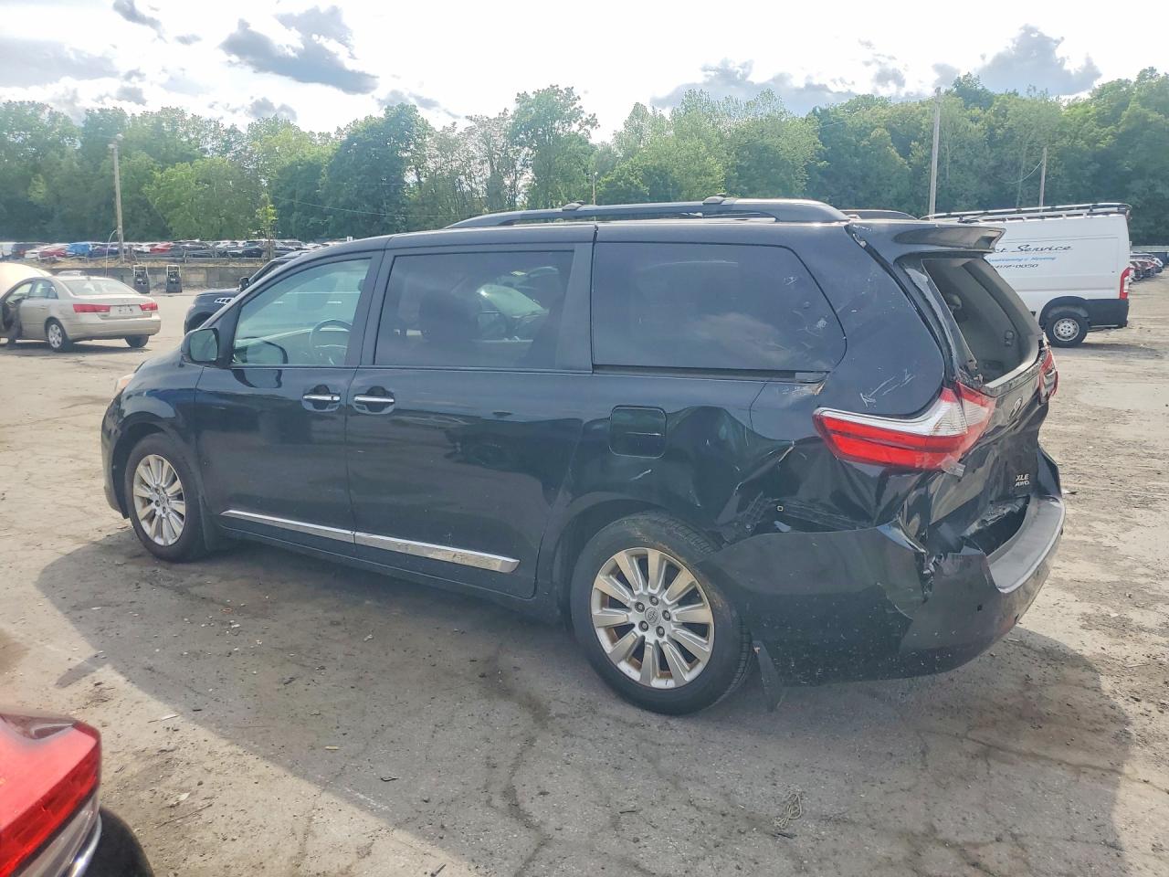 2015 Toyota Sienna Xle Premium 7-passenger Blue vin: 5TDDK3DC0FS119979
