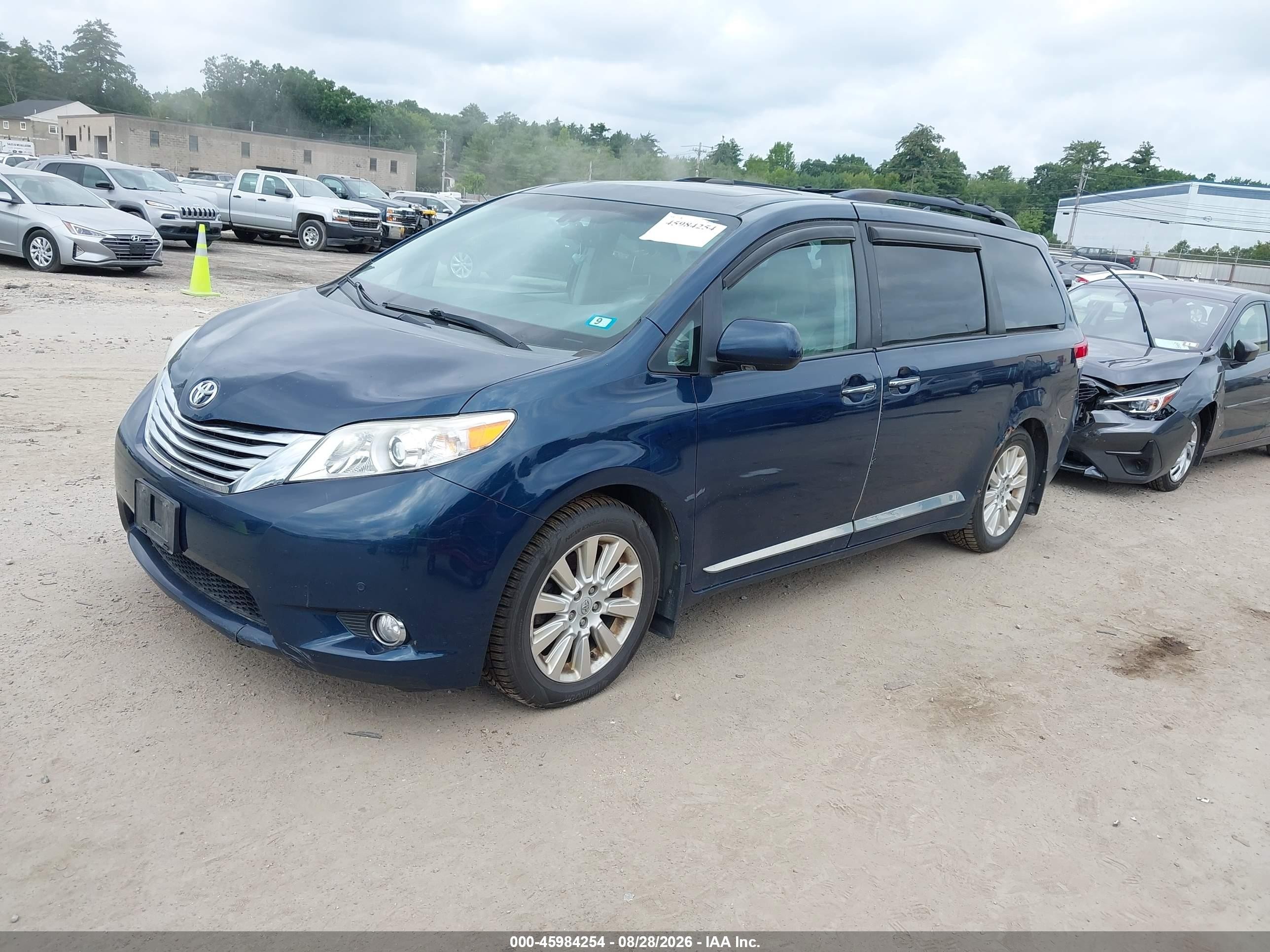 2011 Toyota Sienna Limited Dark Blue vin: 5TDDK3DC1BS030089