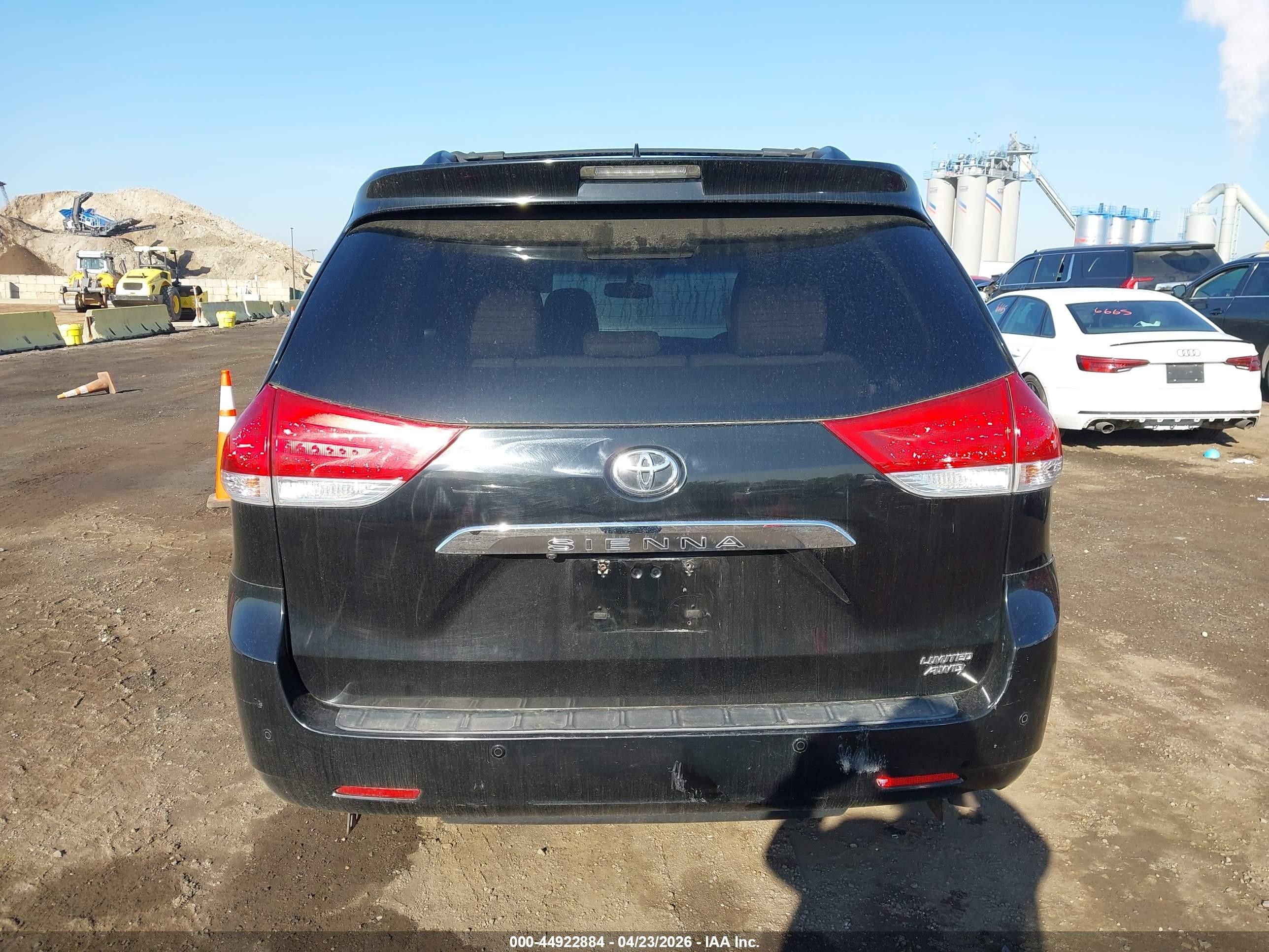 2013 Toyota Sienna Limited 7 Passenger Black vin: 5TDDK3DC1DS054251