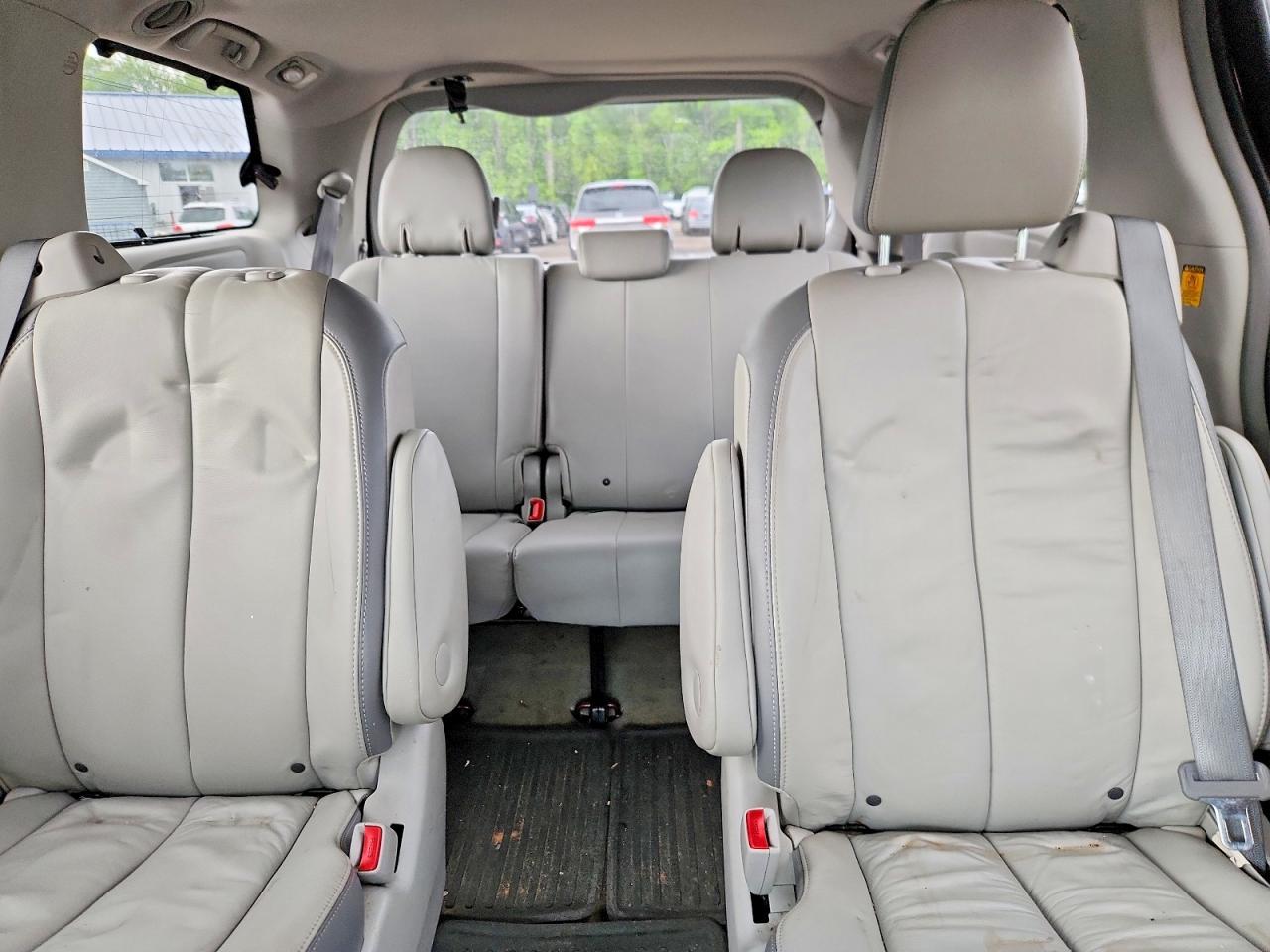 2013 Toyota Sienna Limited 7-passenger Красный vin: 5TDDK3DC1DS059305