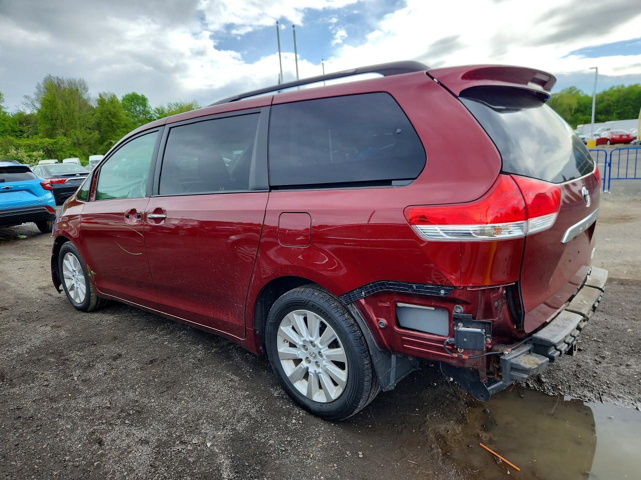 2013 Toyota Sienna Limited 7-passenger Красный vin: 5TDDK3DC1DS059305