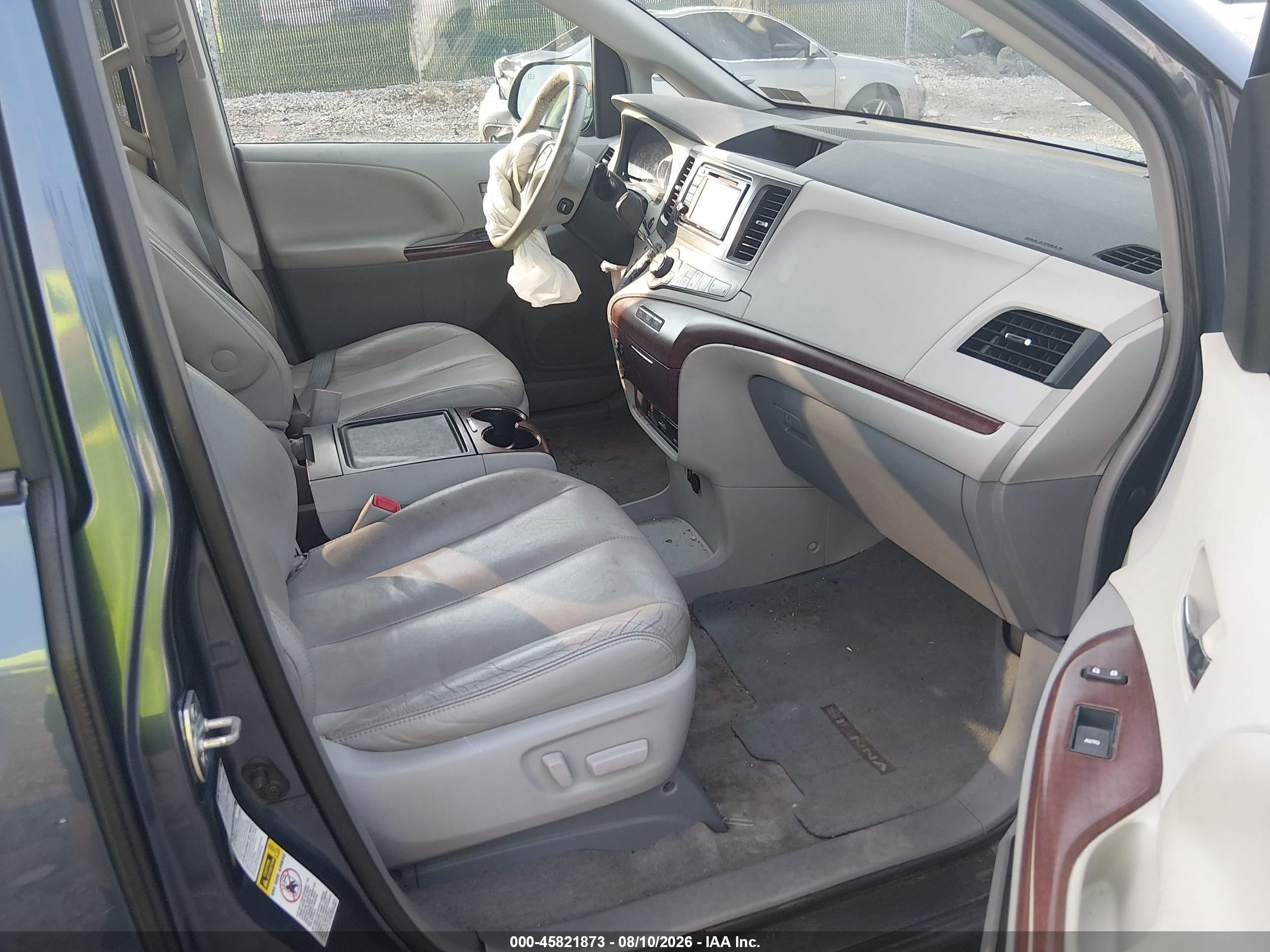 2013 Toyota Sienna Xle 7 Passenger Light Blue vin: 5TDDK3DC1DS065573