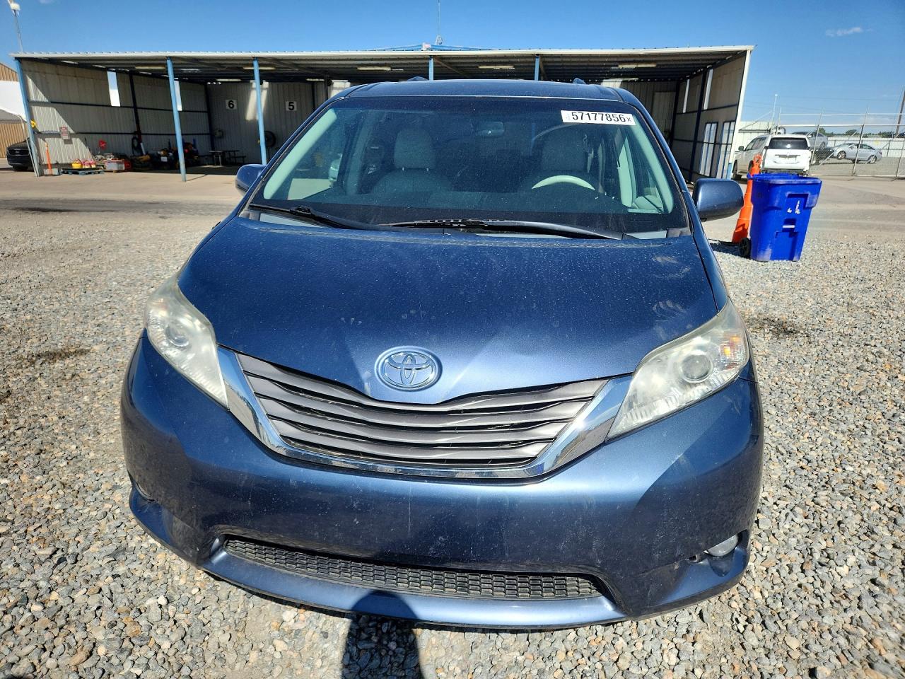 2013 Toyota Sienna Xle 7-passenger Blue vin: 5TDDK3DC1DS065900
