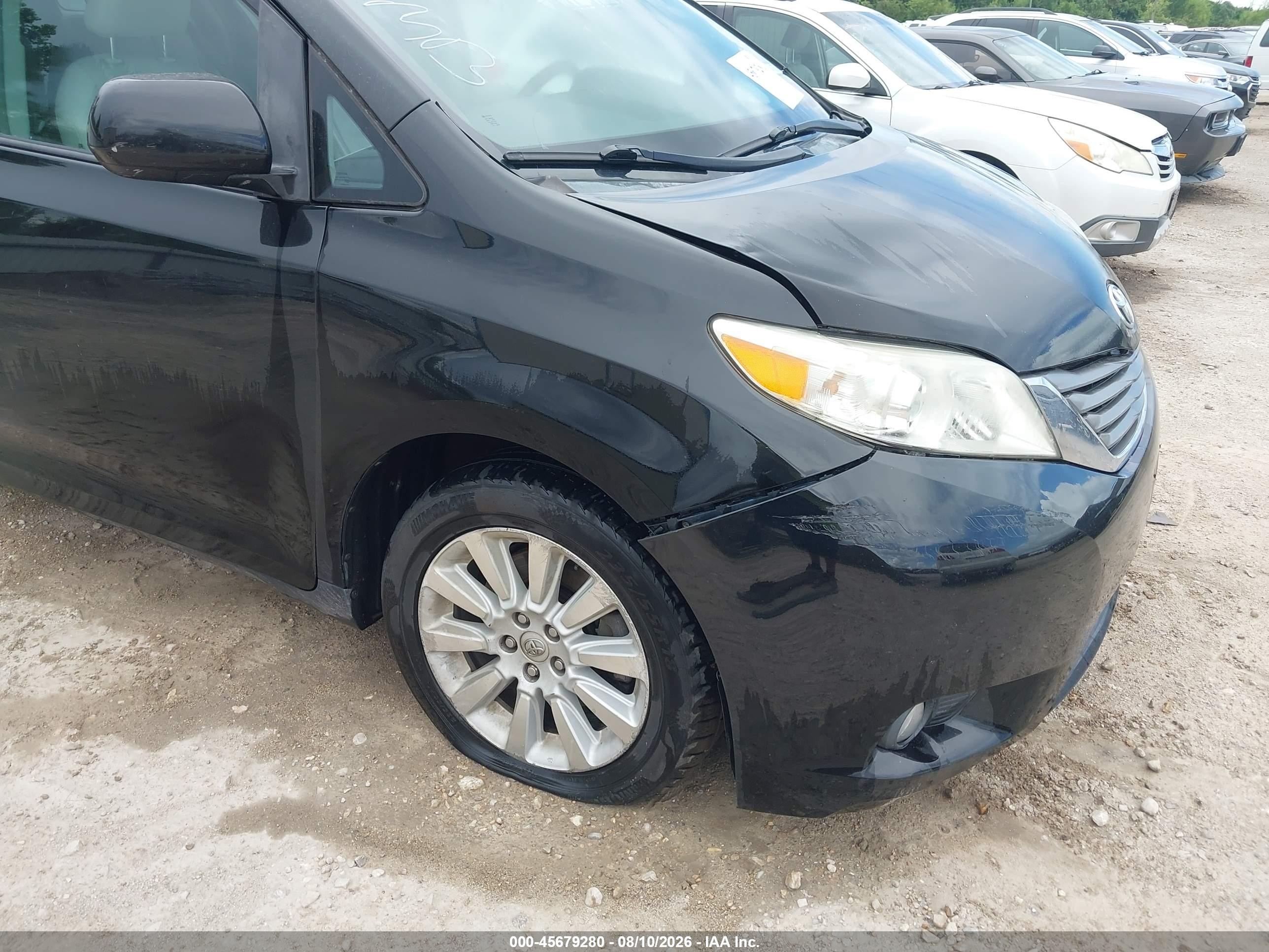 2013 Toyota Sienna Xle 7 Passenger Black vin: 5TDDK3DC1DS071406