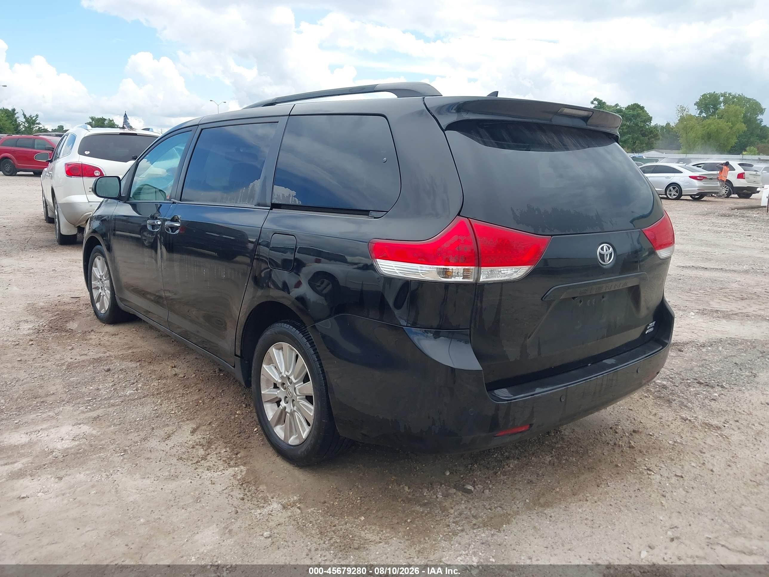 2013 Toyota Sienna Xle 7 Passenger Black vin: 5TDDK3DC1DS071406