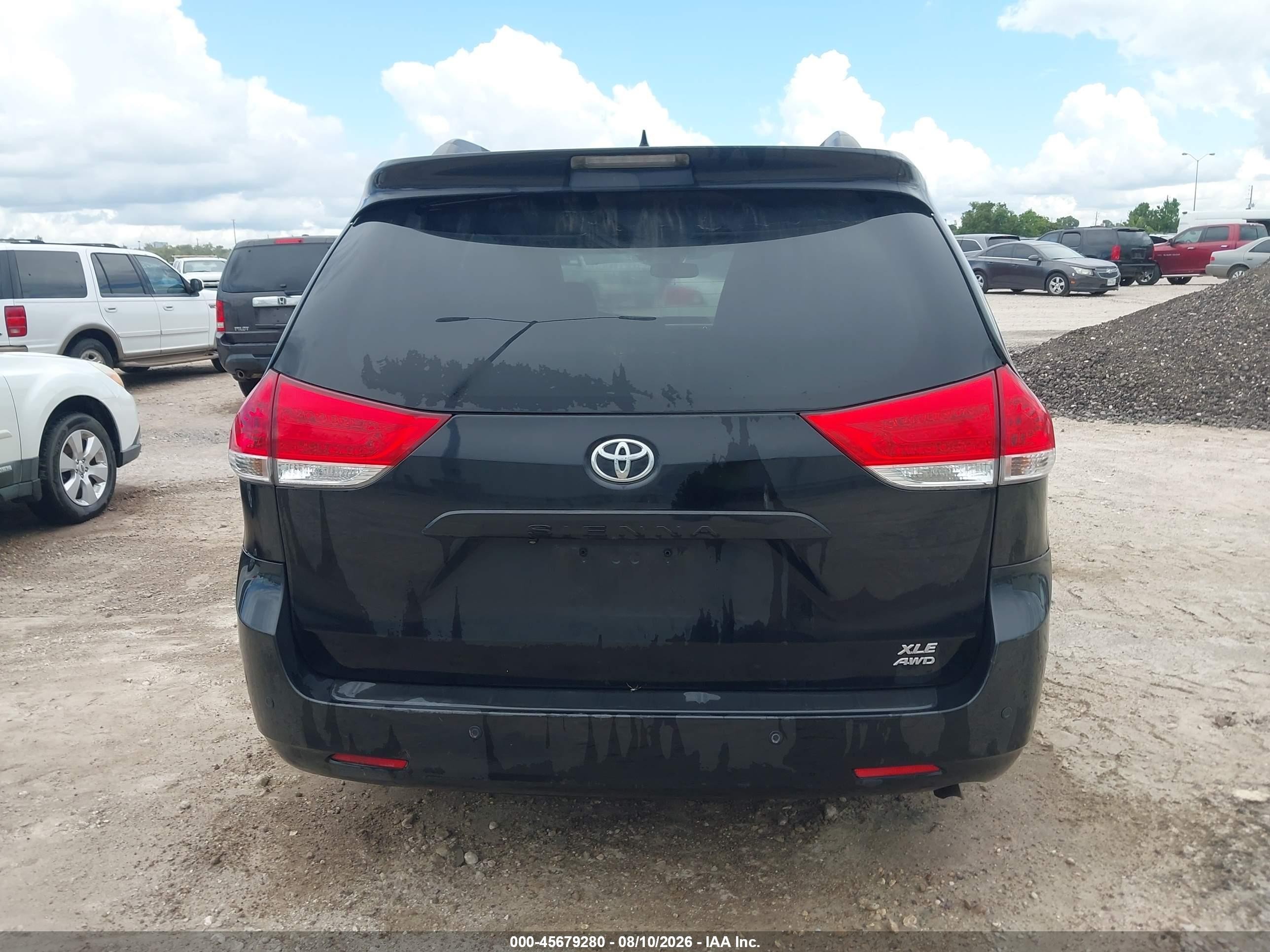 2013 Toyota Sienna Xle 7 Passenger Black vin: 5TDDK3DC1DS071406