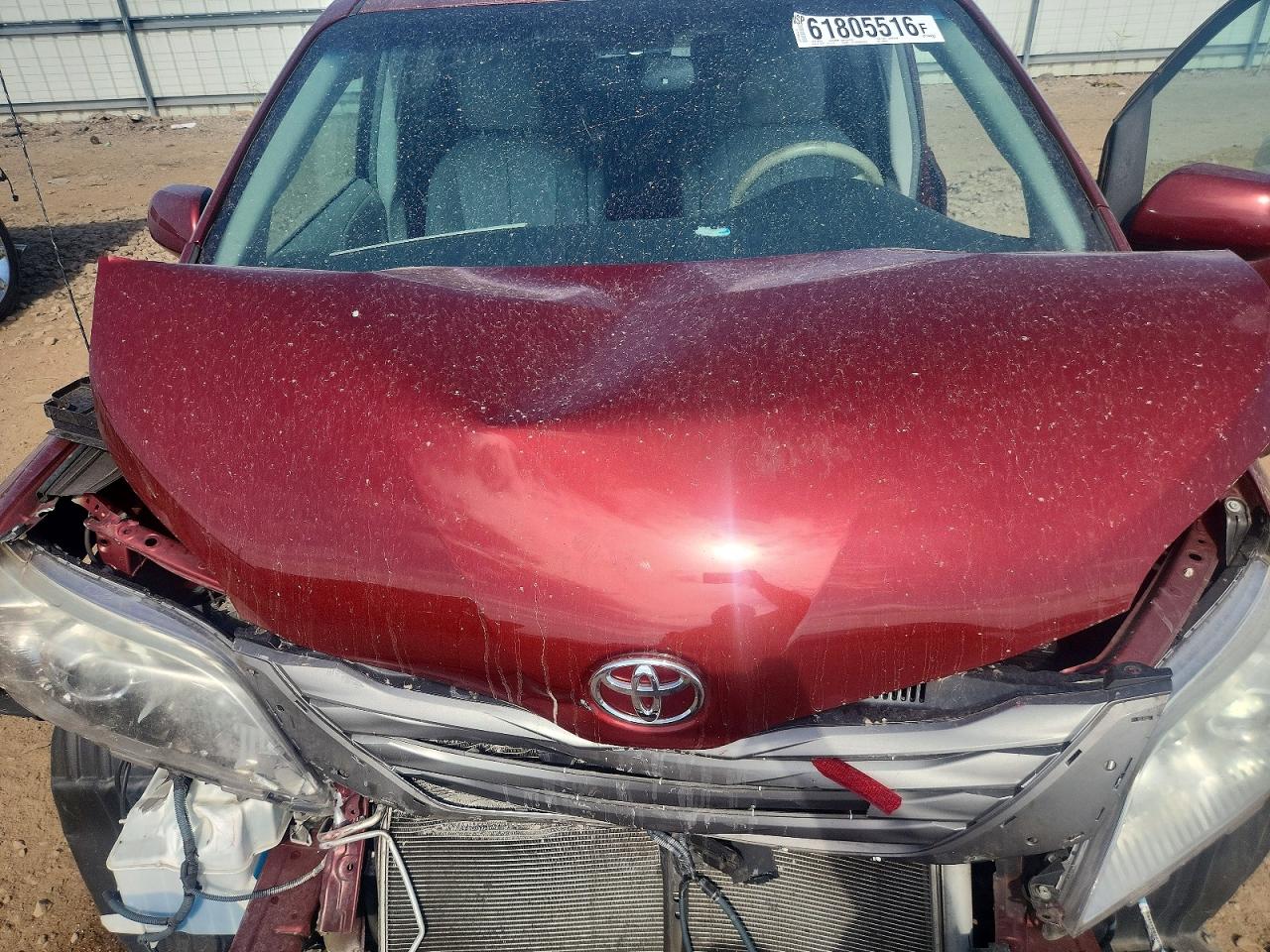 2014 Toyota Sienna Xle 7-passenger Burgundy vin: 5TDDK3DC1ES080625