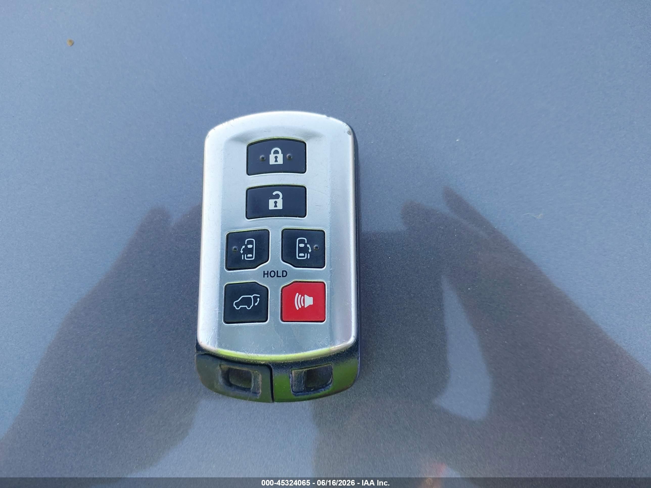 2014 Toyota Sienna Limited 7 Passenger Gray vin: 5TDDK3DC1ES085145