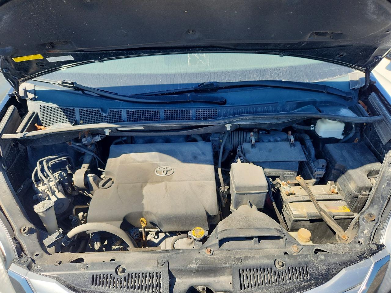 2014 Toyota Sienna Xle 7-passenger Черный vin: 5TDDK3DC1ES088207