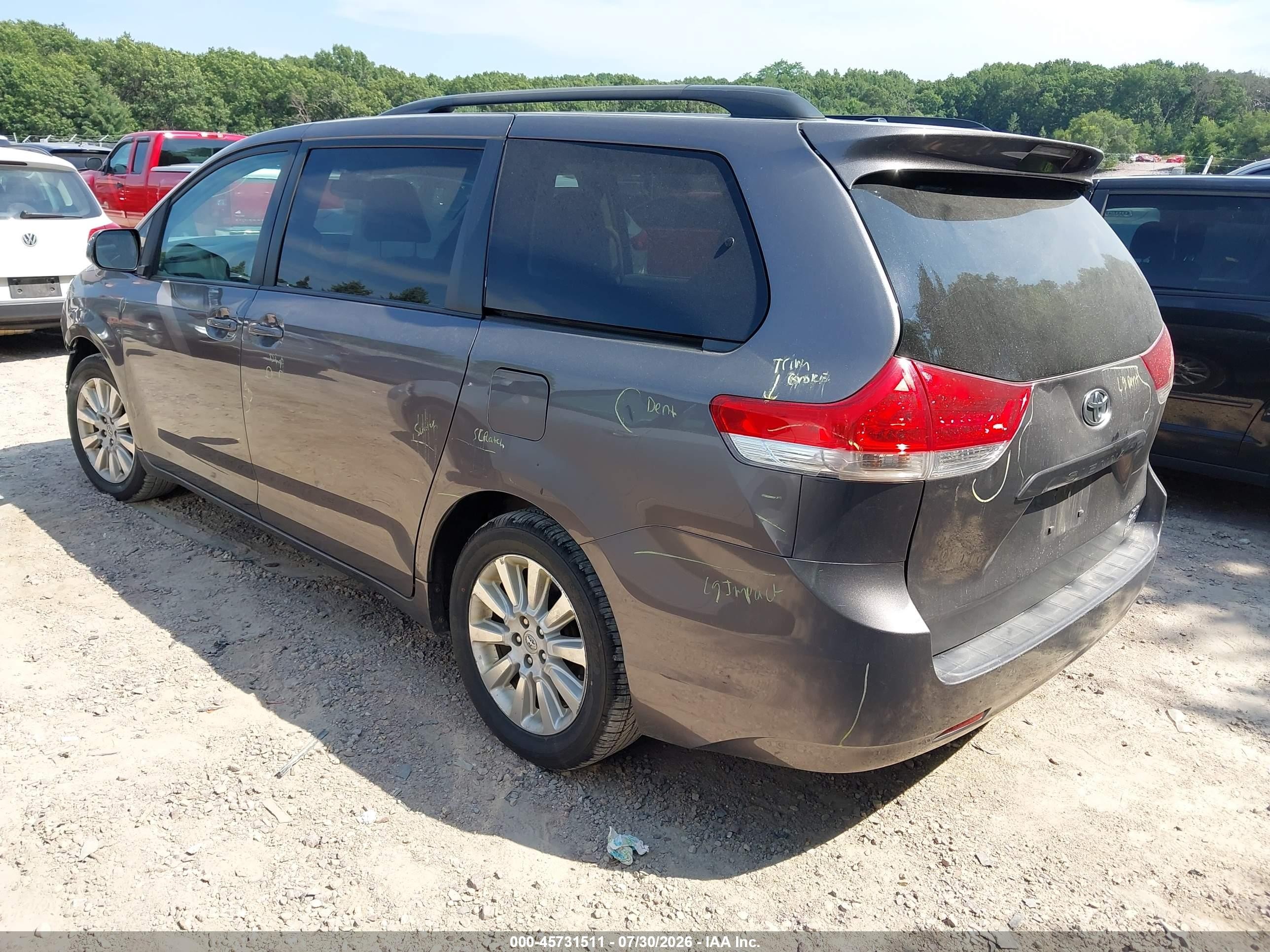 2014 Toyota Sienna Xle 7 Passenger Gray vin: 5TDDK3DC1ES092824