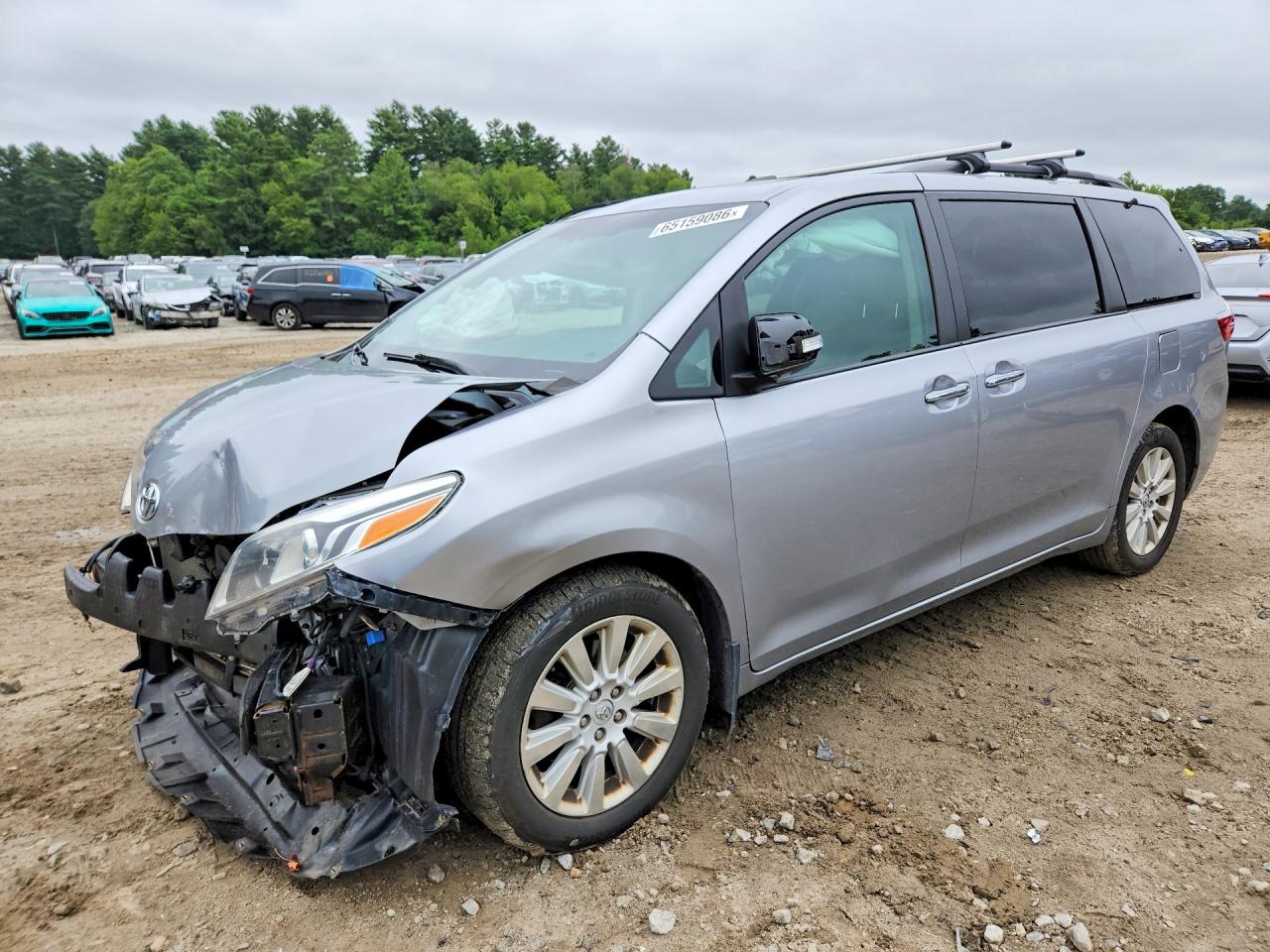 2015 Toyota Sienna Limited Premium 7-passenger Silver vin: 5TDDK3DC1FS095191