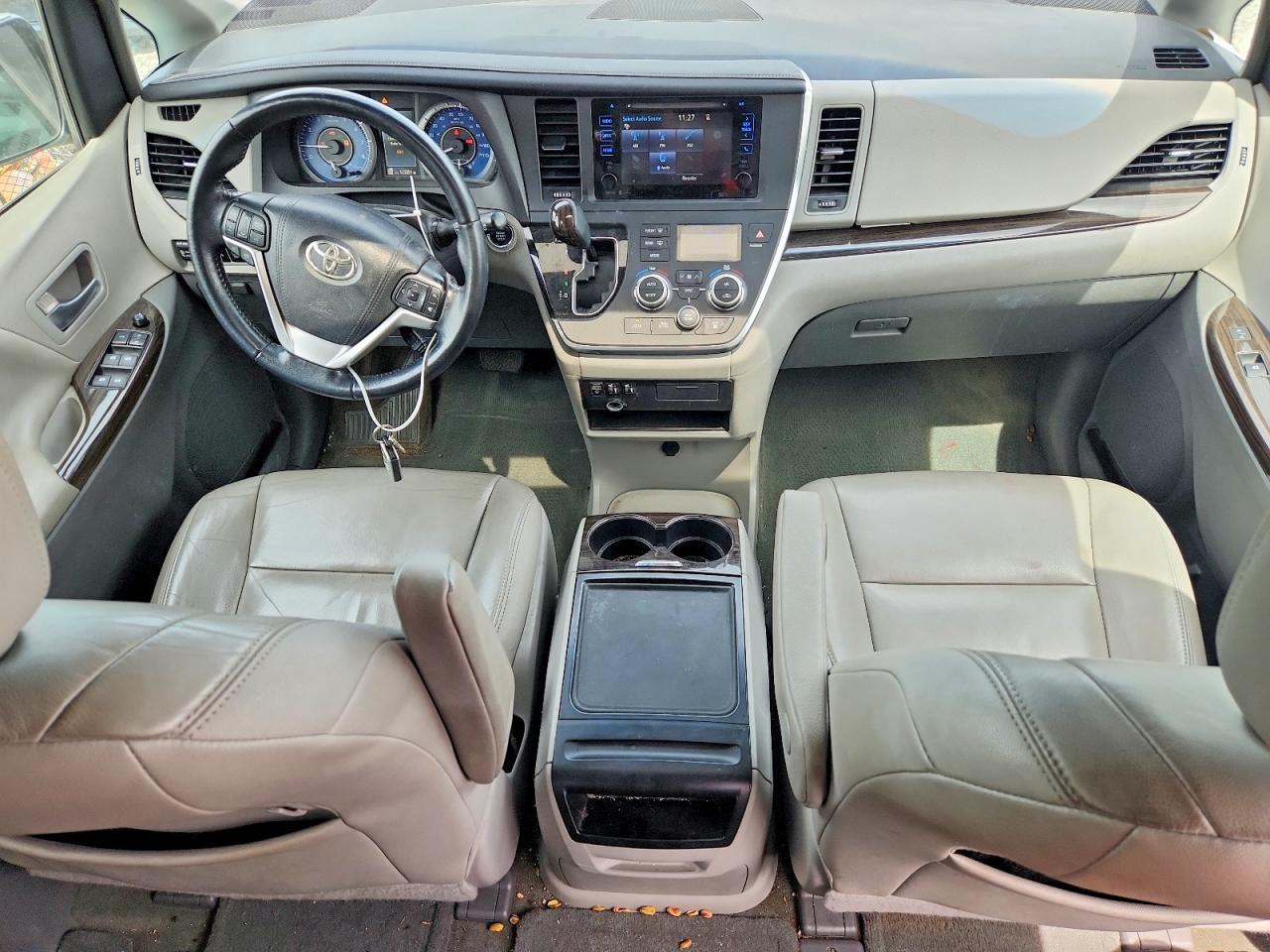 2015 Toyota Sienna Xle 7-passenger Gray vin: 5TDDK3DC1FS112278