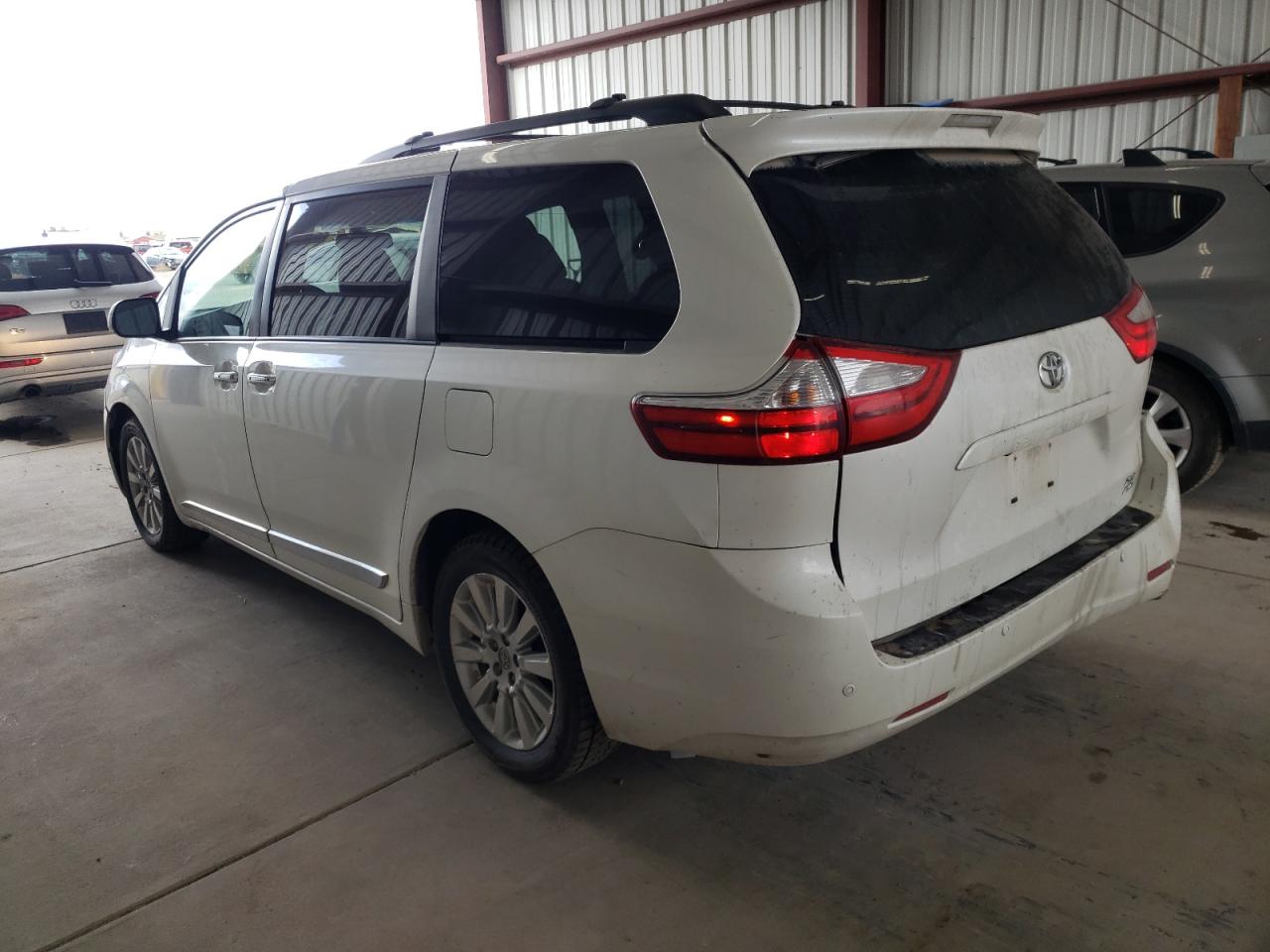 2015 Toyota Sienna Xle White vin: 5TDDK3DC1FS118758