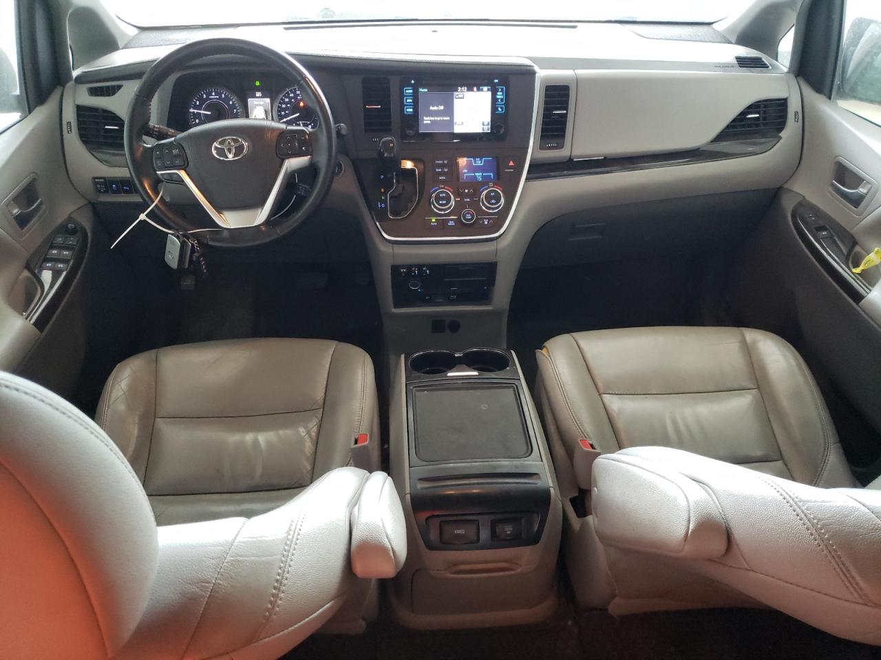 2015 Toyota Sienna Xle White vin: 5TDDK3DC1FS118758