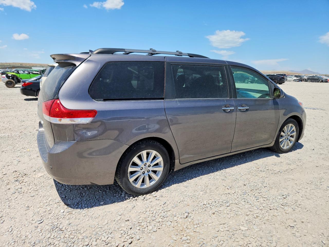 2011 Toyota Sienna Limited 7-passenger Gray vin: 5TDDK3DC2BS010367