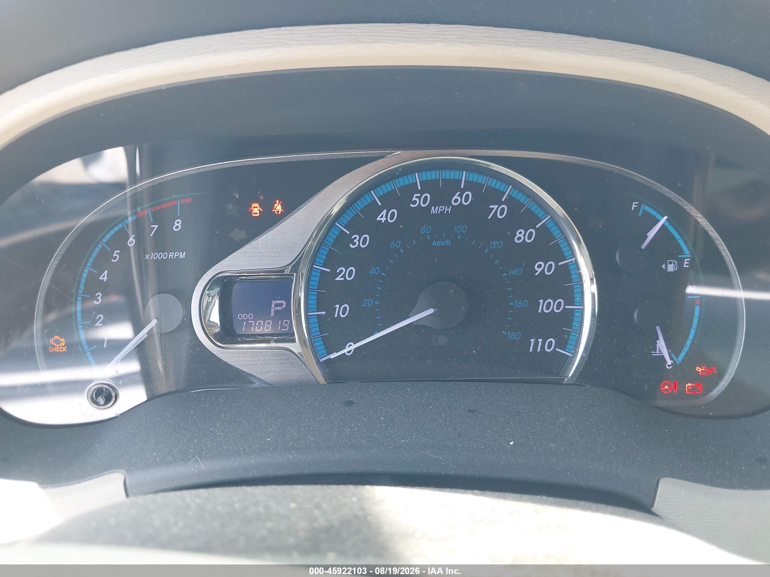 2011 Toyota Sienna Limited White vin: 5TDDK3DC2BS023782
