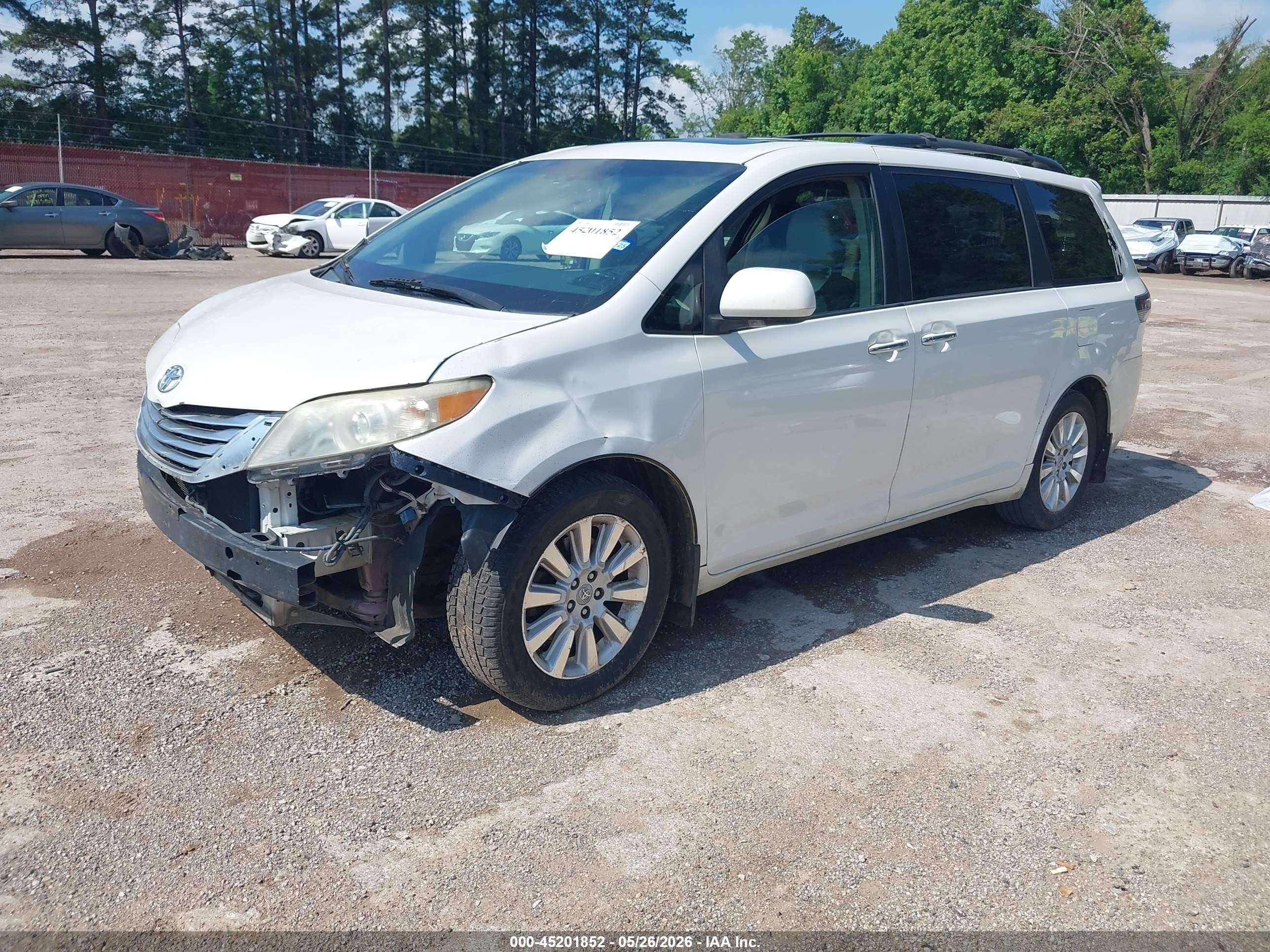 2012 Toyota Sienna Limited 7 Passenger Белый vin: 5TDDK3DC2CS044469
