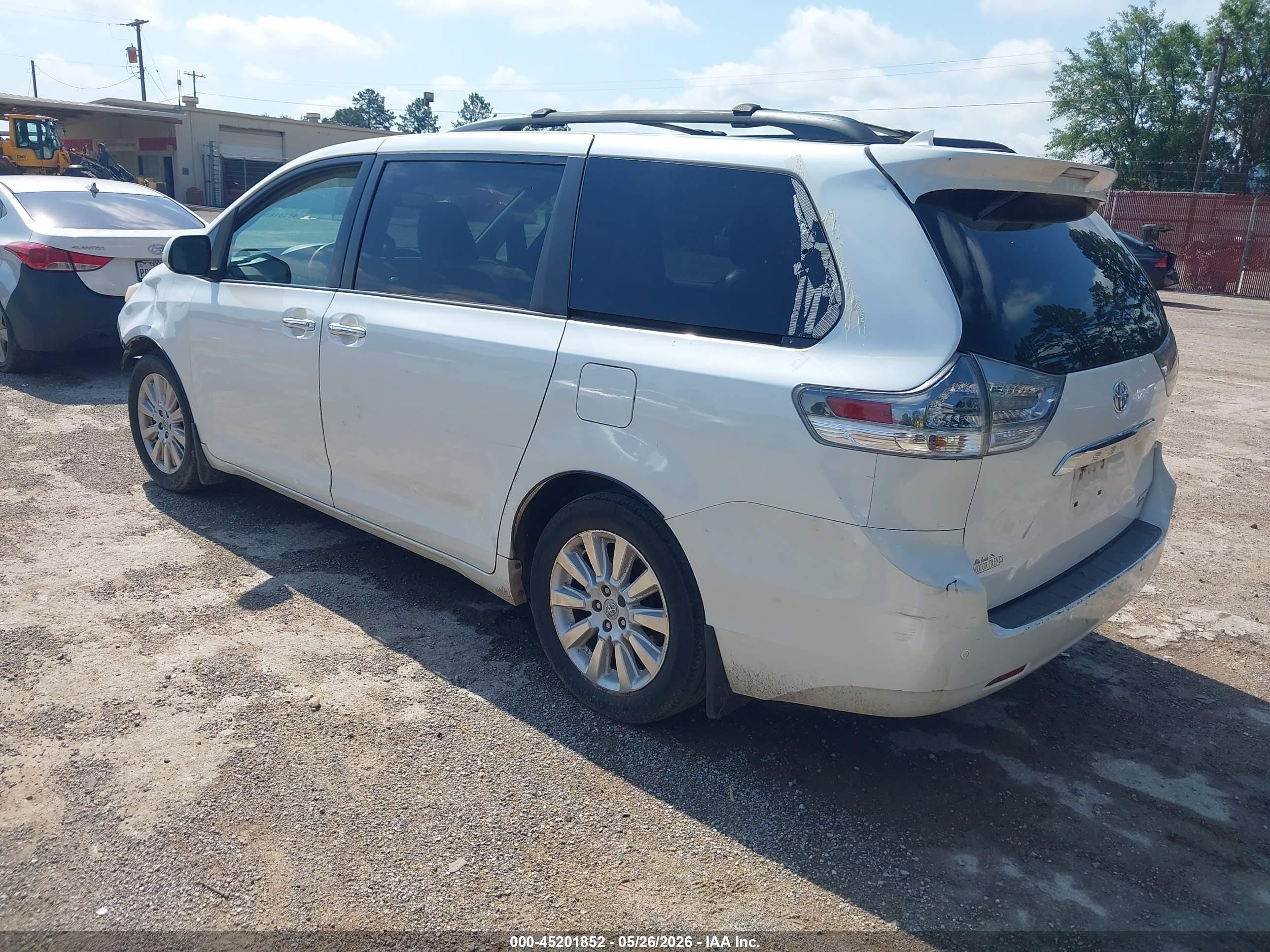 2012 Toyota Sienna Limited 7 Passenger Белый vin: 5TDDK3DC2CS044469